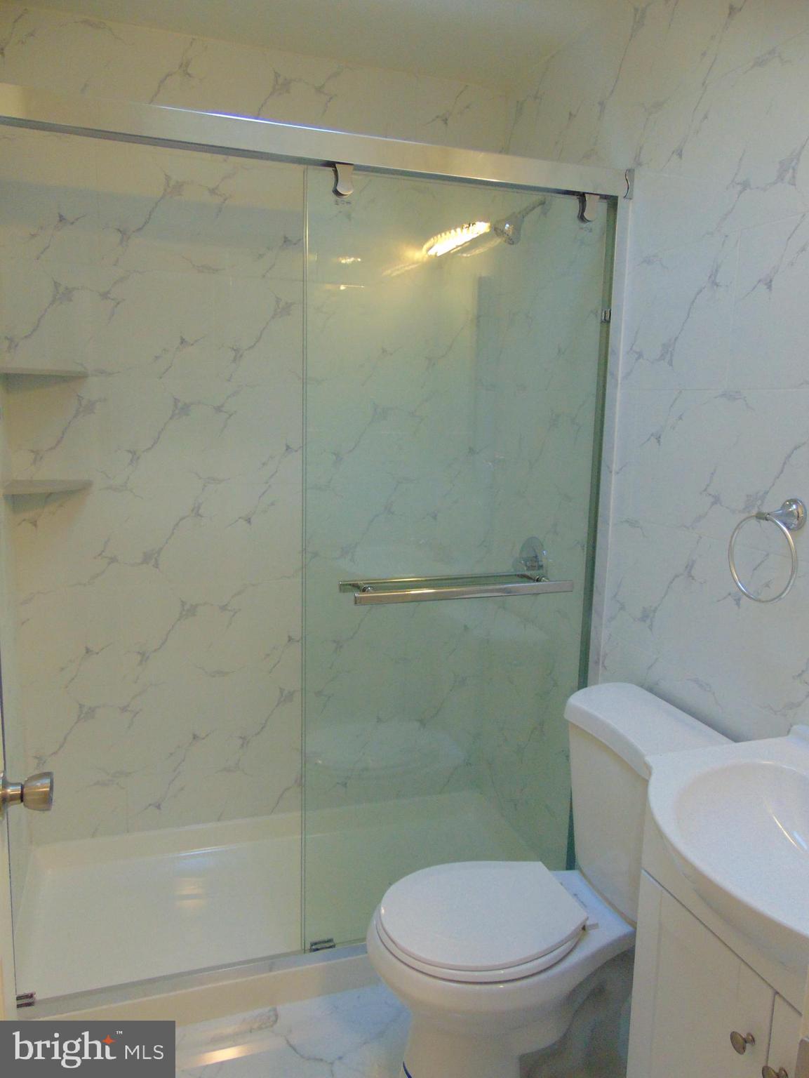 LAWNCREST - Residential