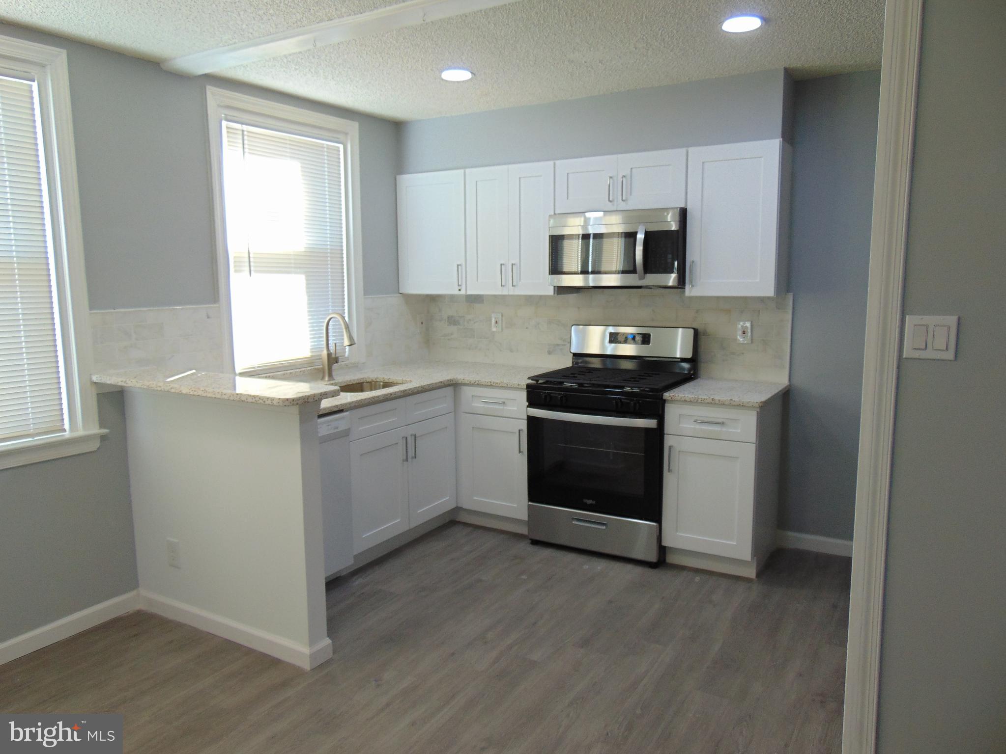 LAWNCREST - Residential