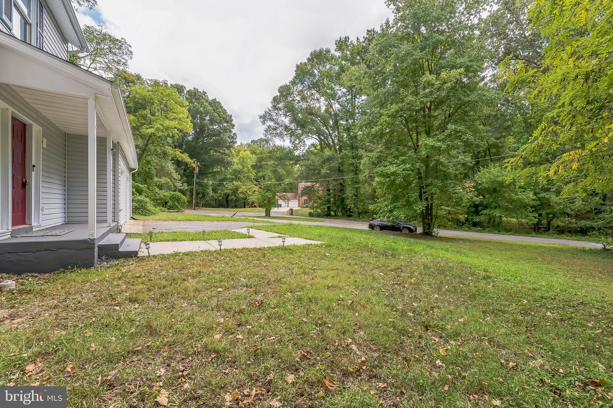 FORT HUNT ESTATES - Residential