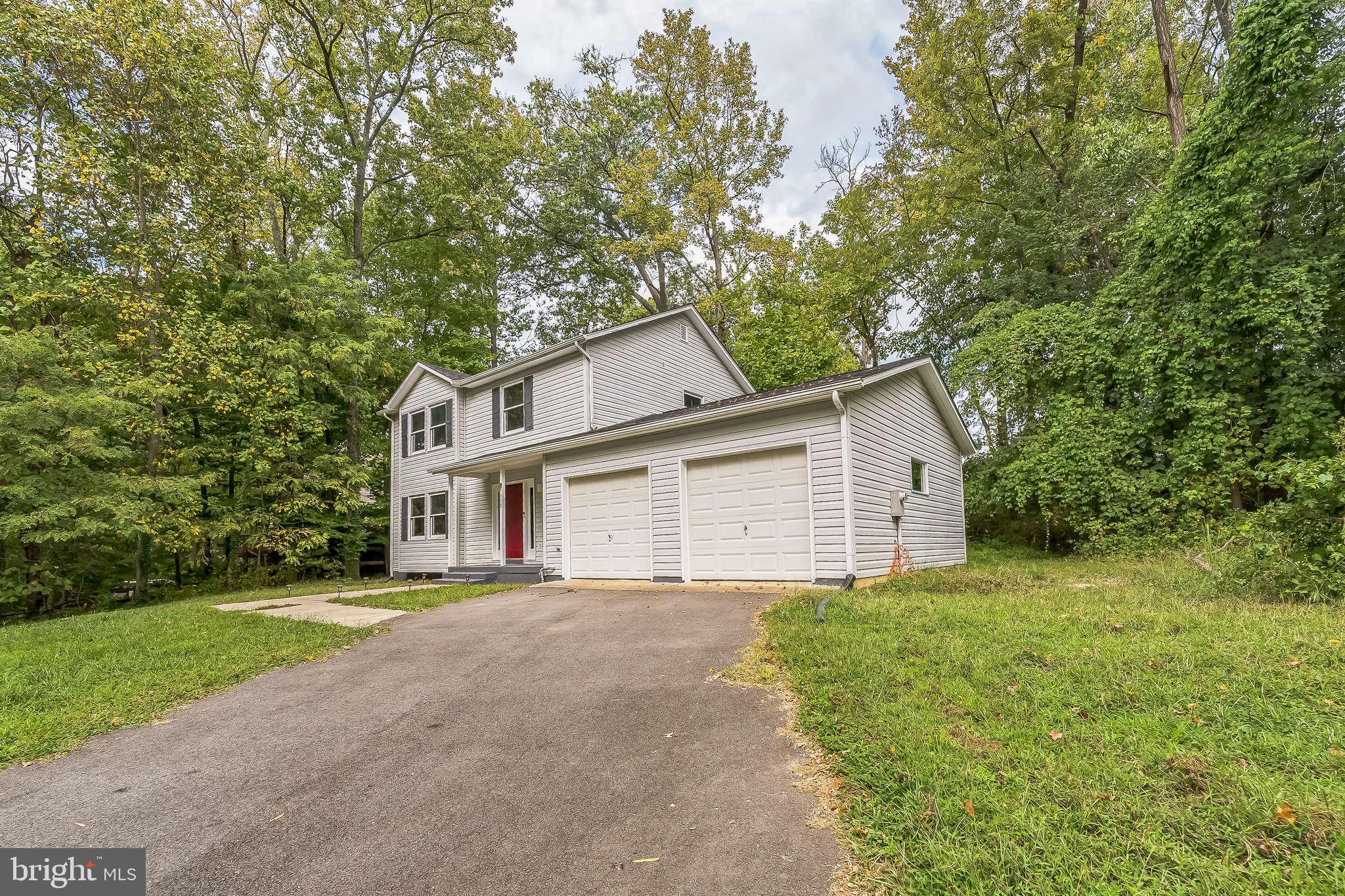 FORT HUNT ESTATES - Residential