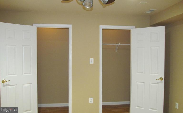 LONGMEAD - Residential Lease