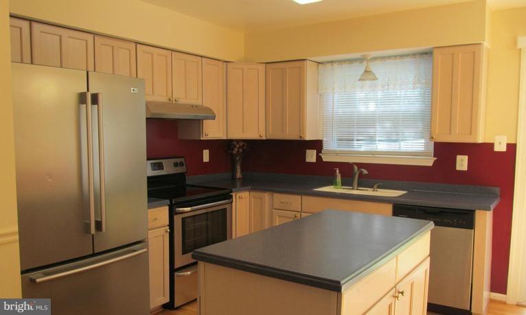 LONGMEAD - Residential Lease