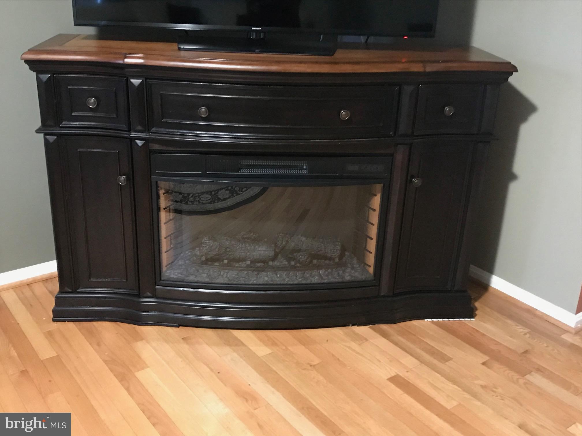 LONGMEAD - Residential Lease