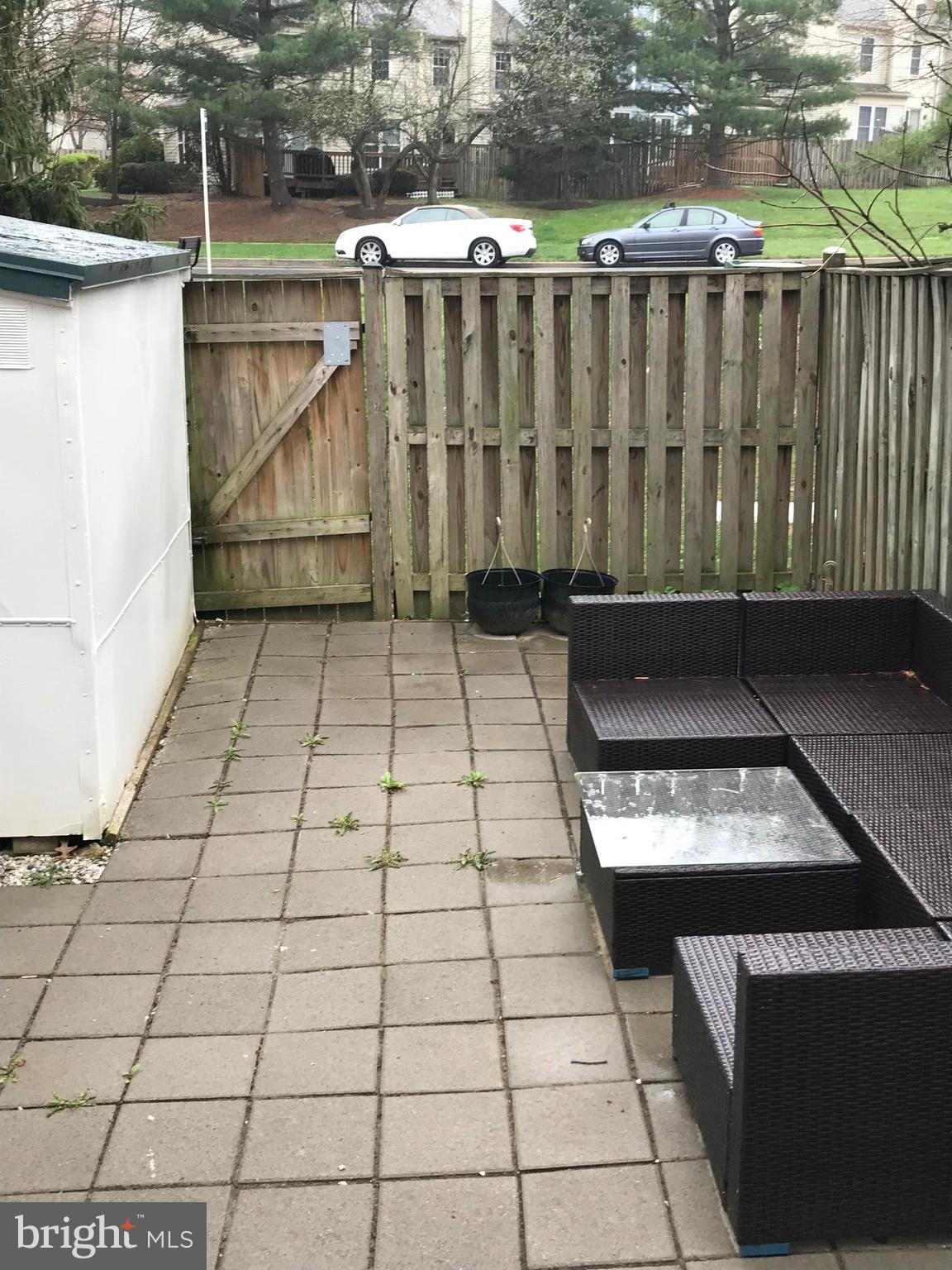 LONGMEAD - Residential Lease