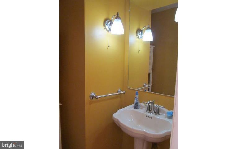 LONGMEAD - Residential Lease