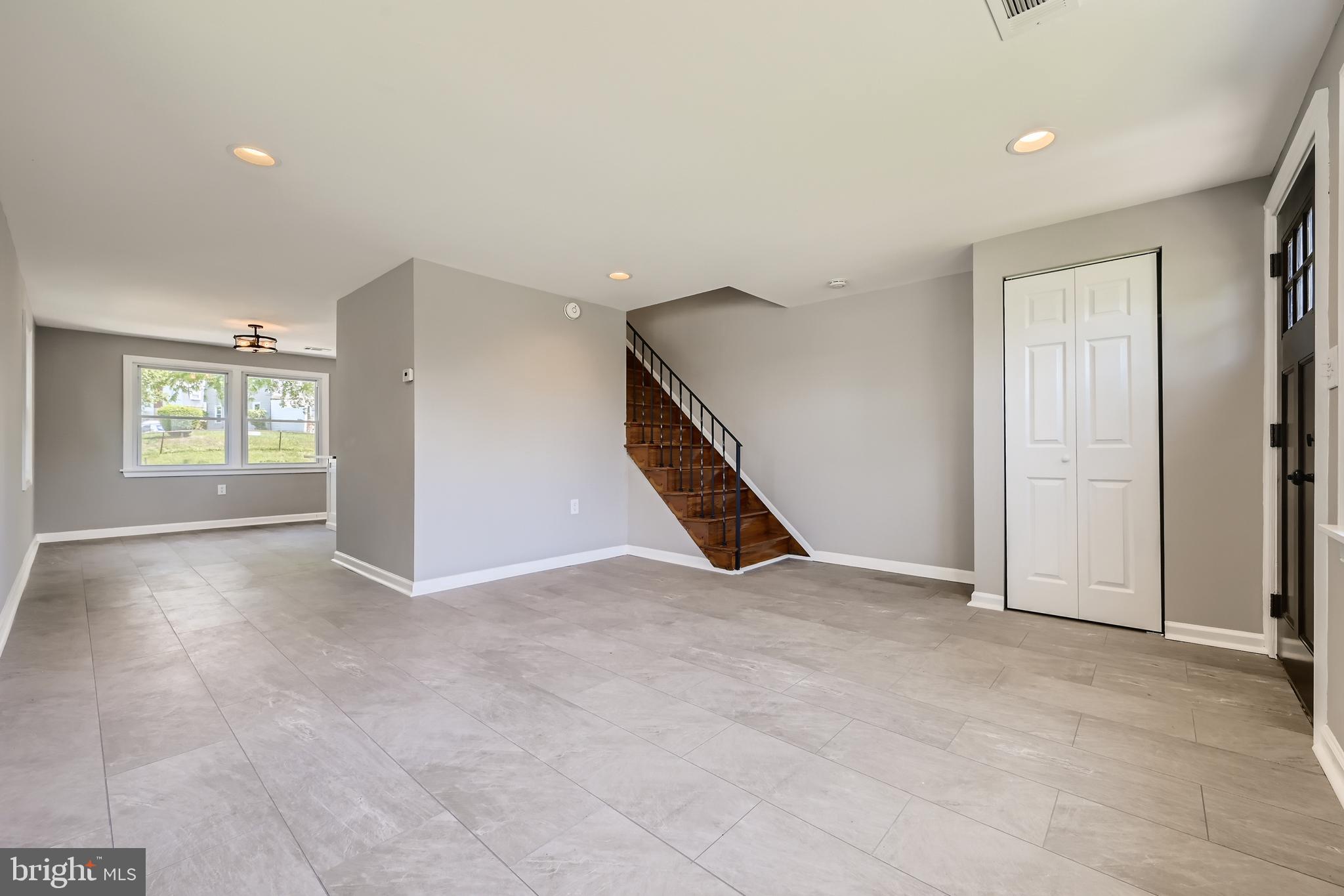 PARKSIDE HEIGHTS - Residential