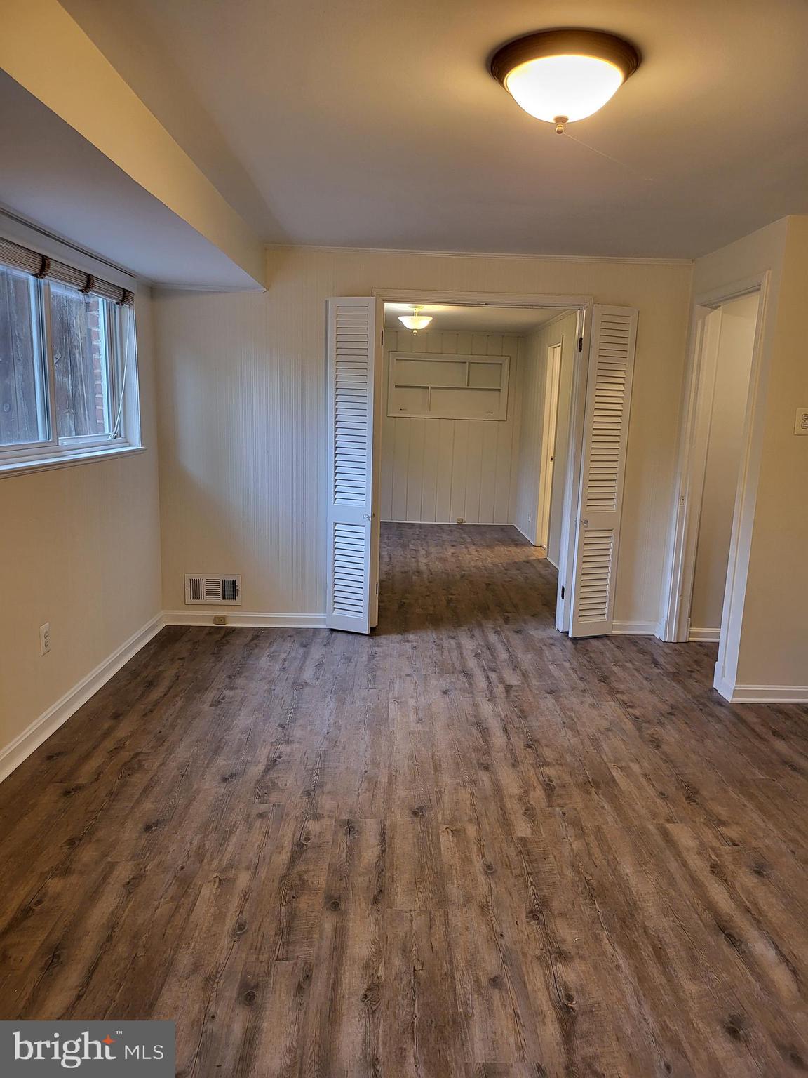 HOLLIN HALL VILLAGE - Residential Lease