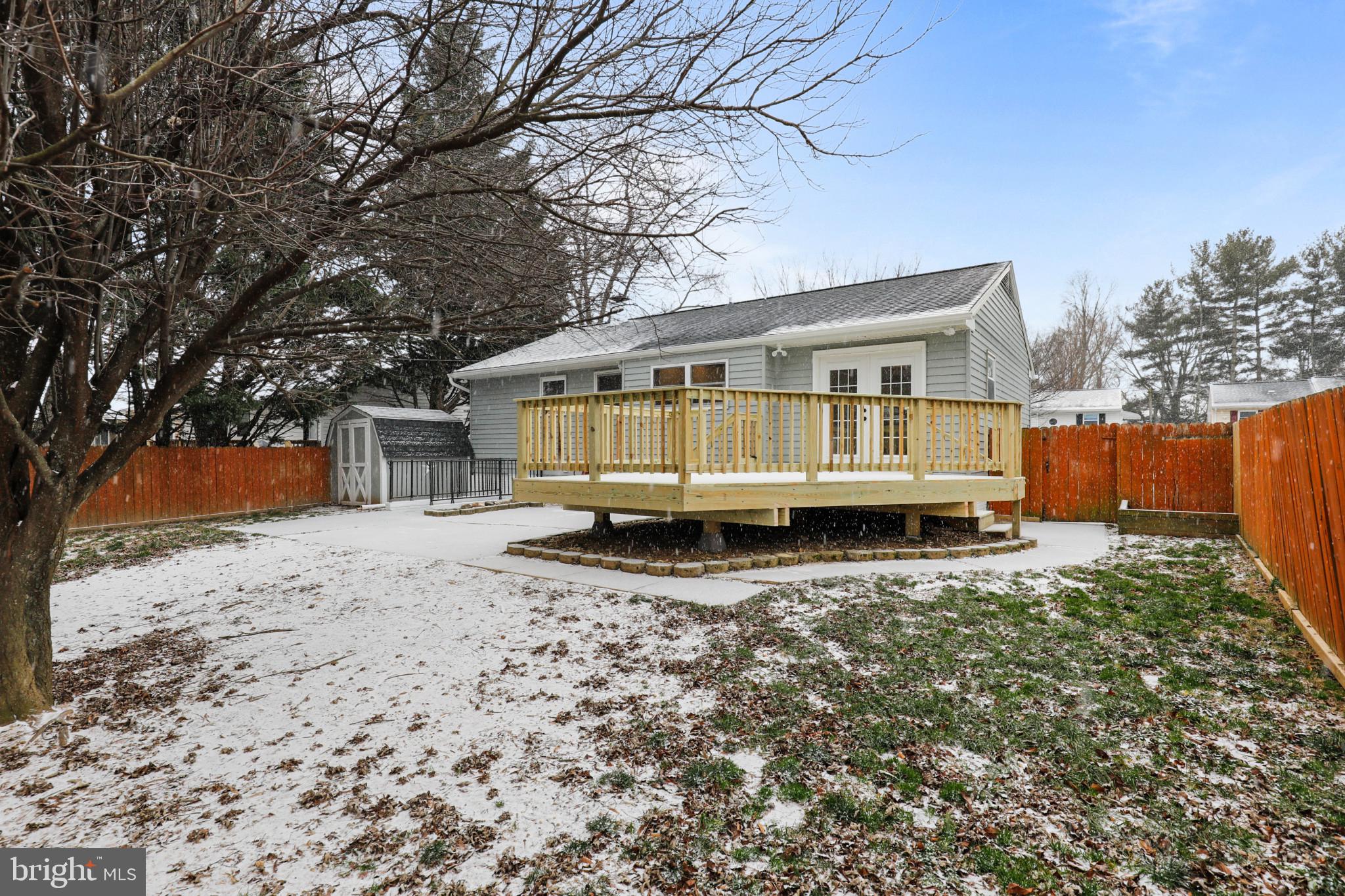 SUBURBIA - Residential