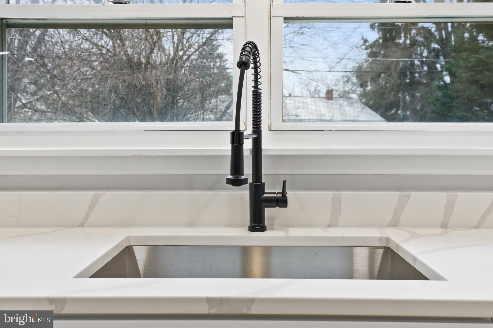 SUBURBIA - Residential