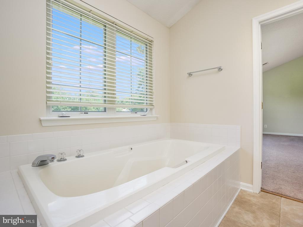 PRESWICKE HILLS SUB - Residential