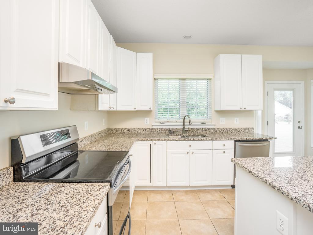 PRESWICKE HILLS SUB - Residential