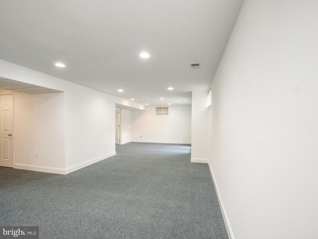 PRESWICKE HILLS SUB - Residential