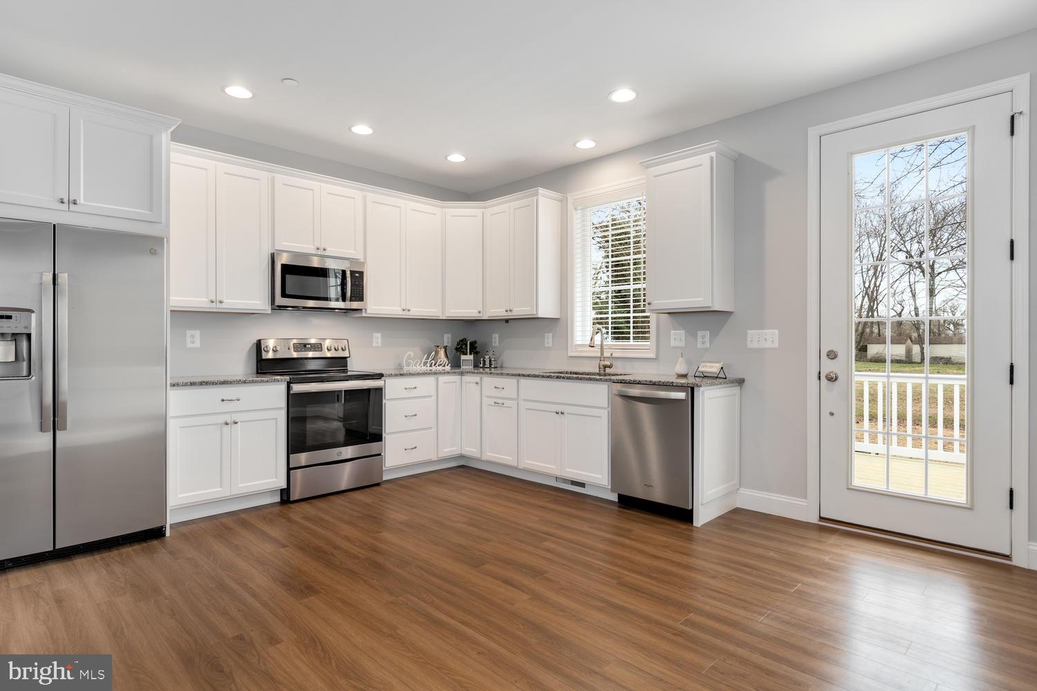 CHESTER HARBOR - Residential