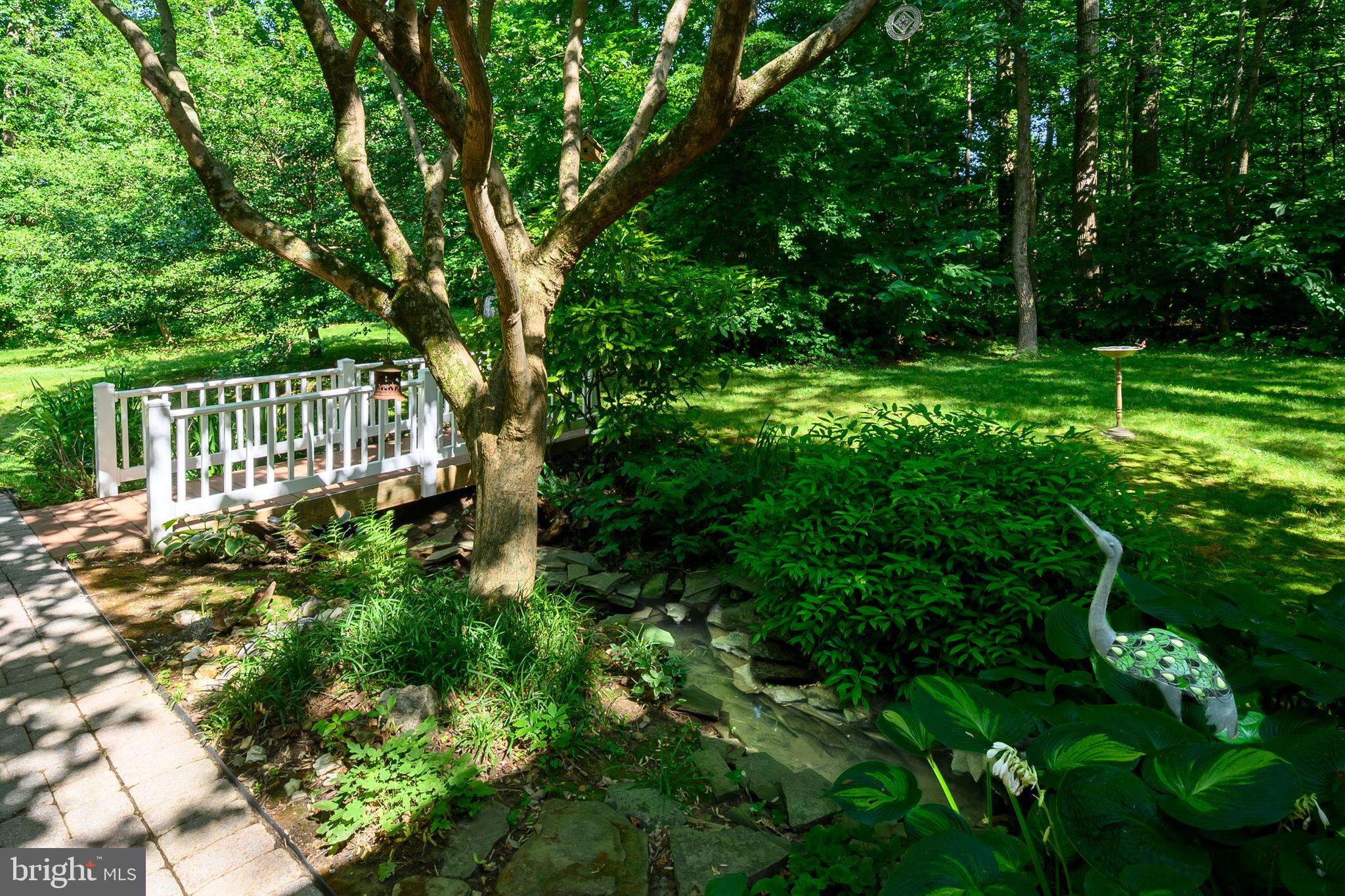 LOCH HAVEN WOODS - Residential