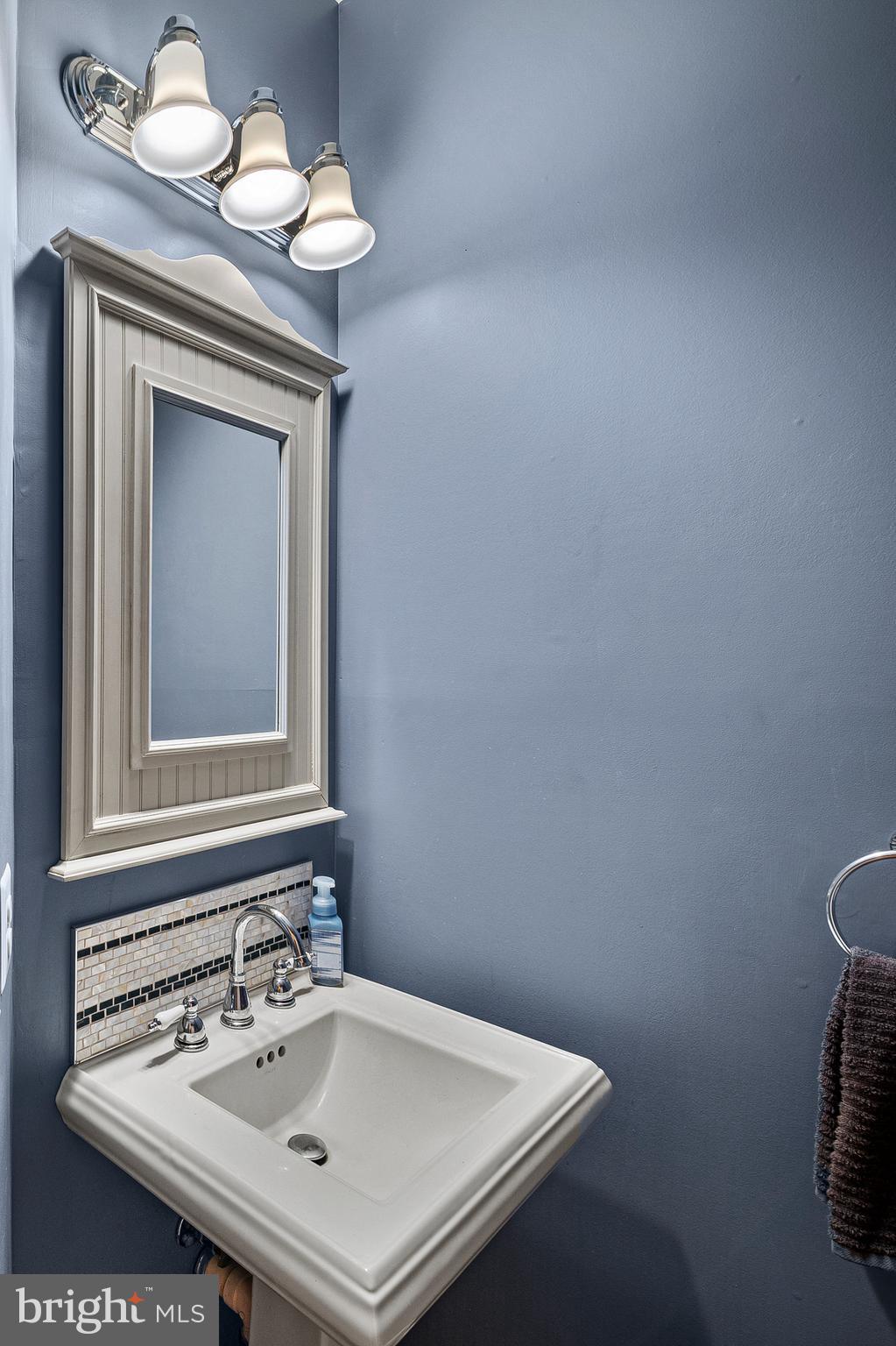 LOCH HAVEN WOODS - Residential