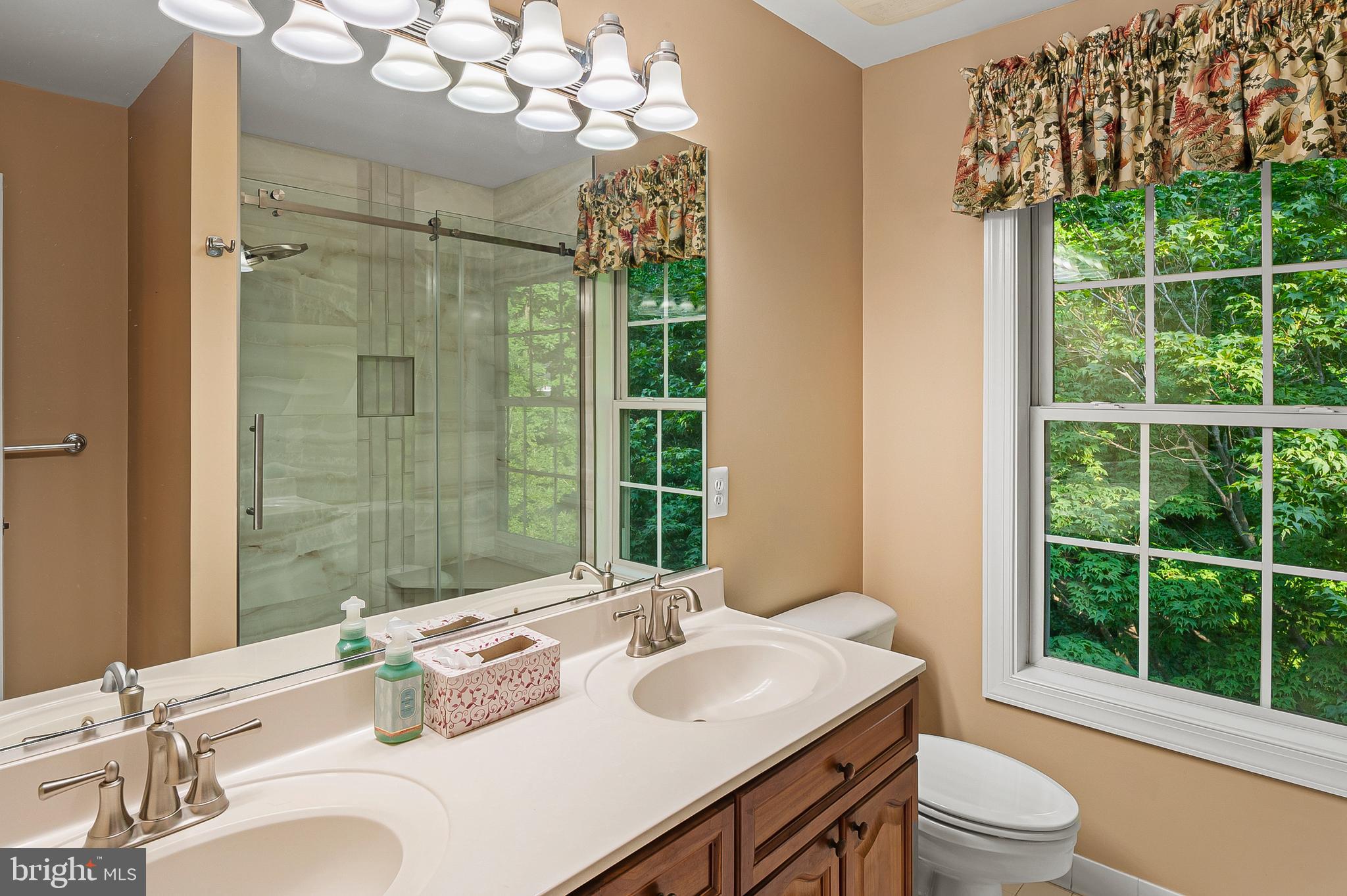 LOCH HAVEN WOODS - Residential