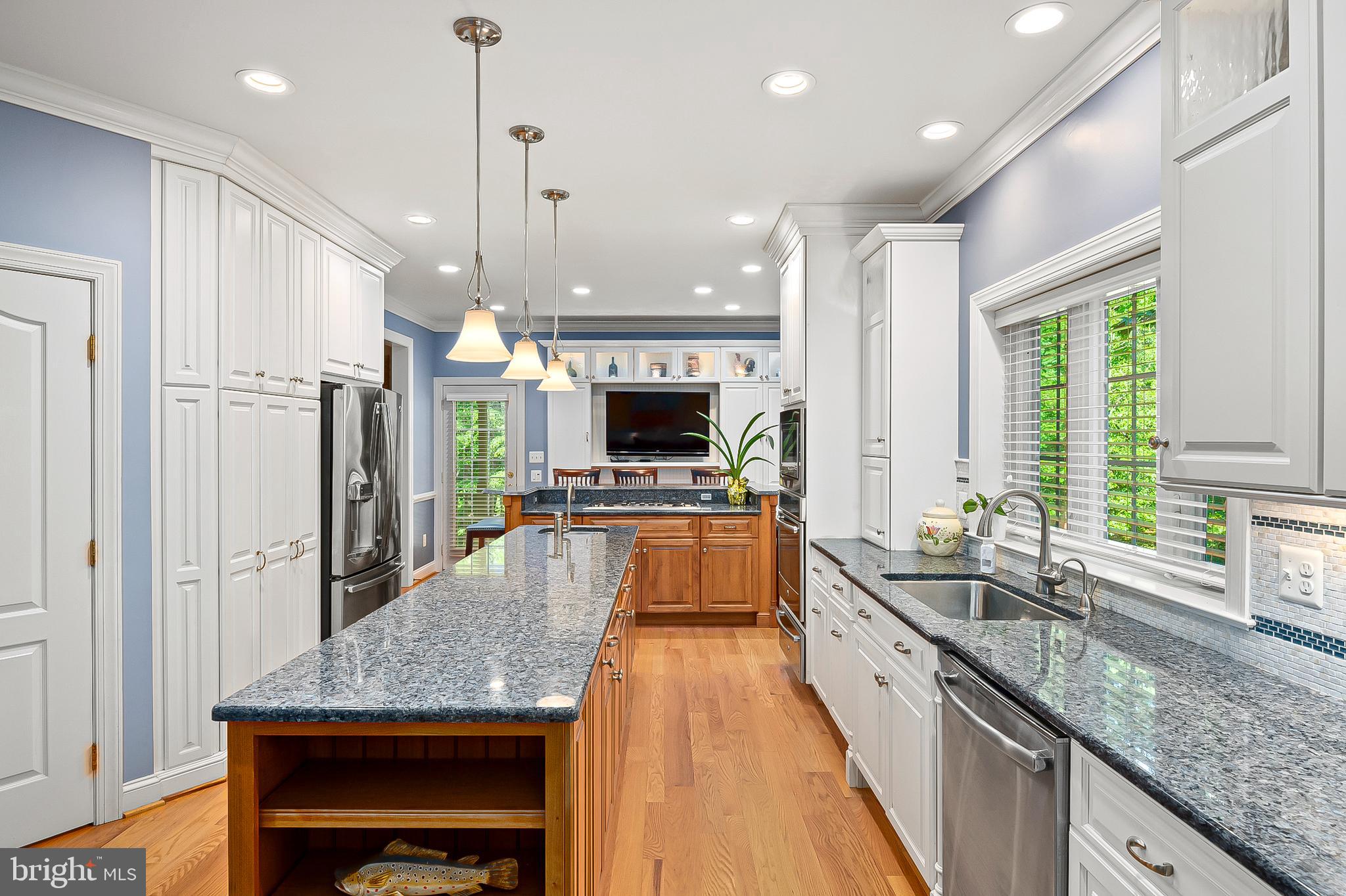 LOCH HAVEN WOODS - Residential