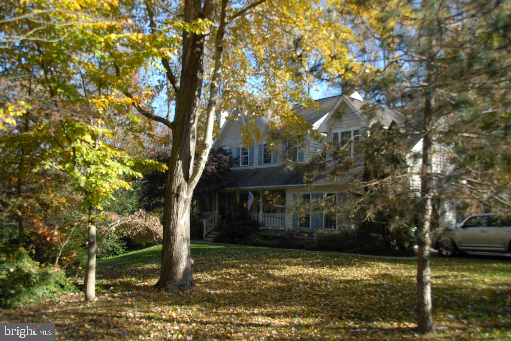 LOCH HAVEN WOODS - Residential