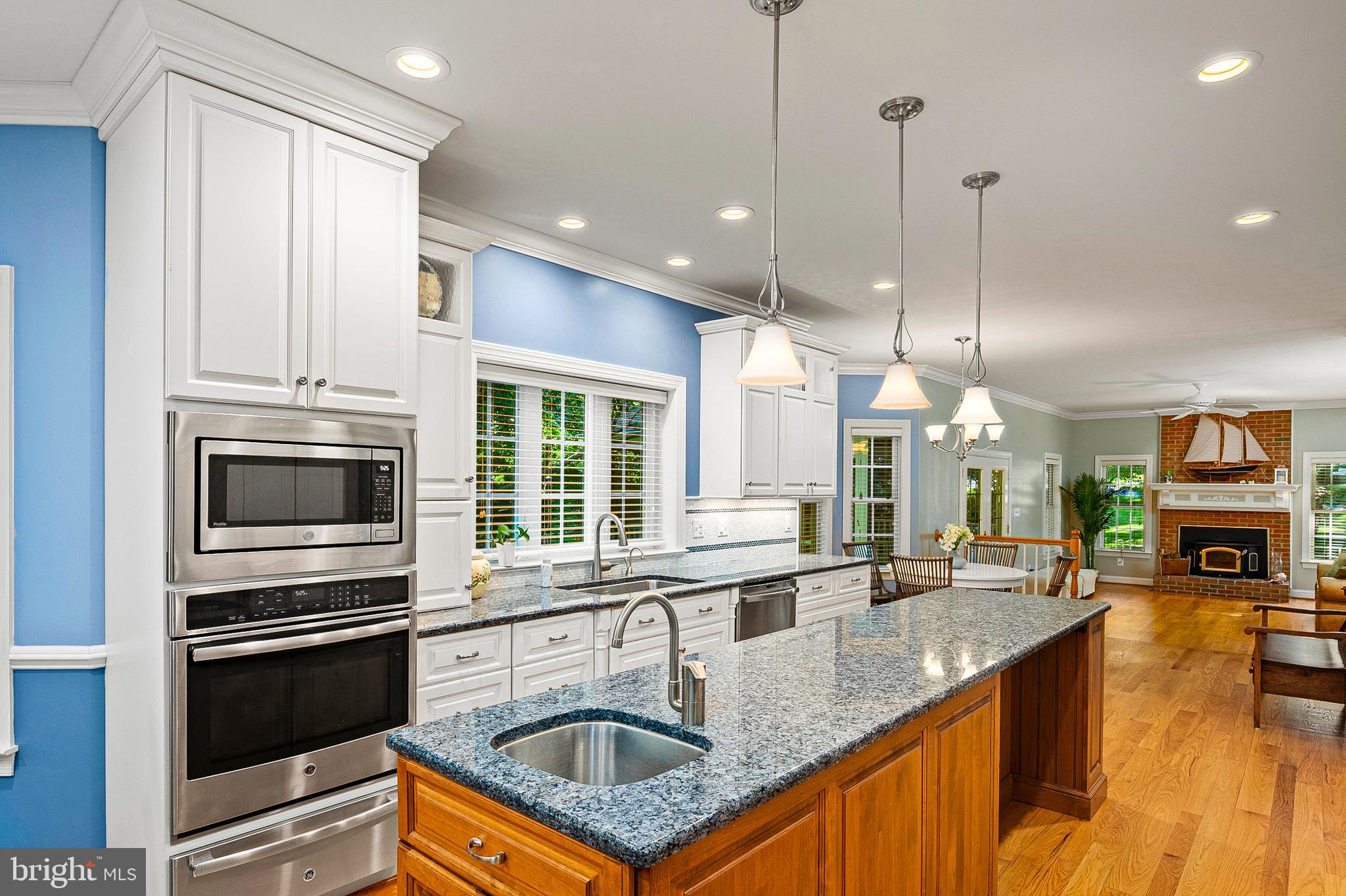 LOCH HAVEN WOODS - Residential