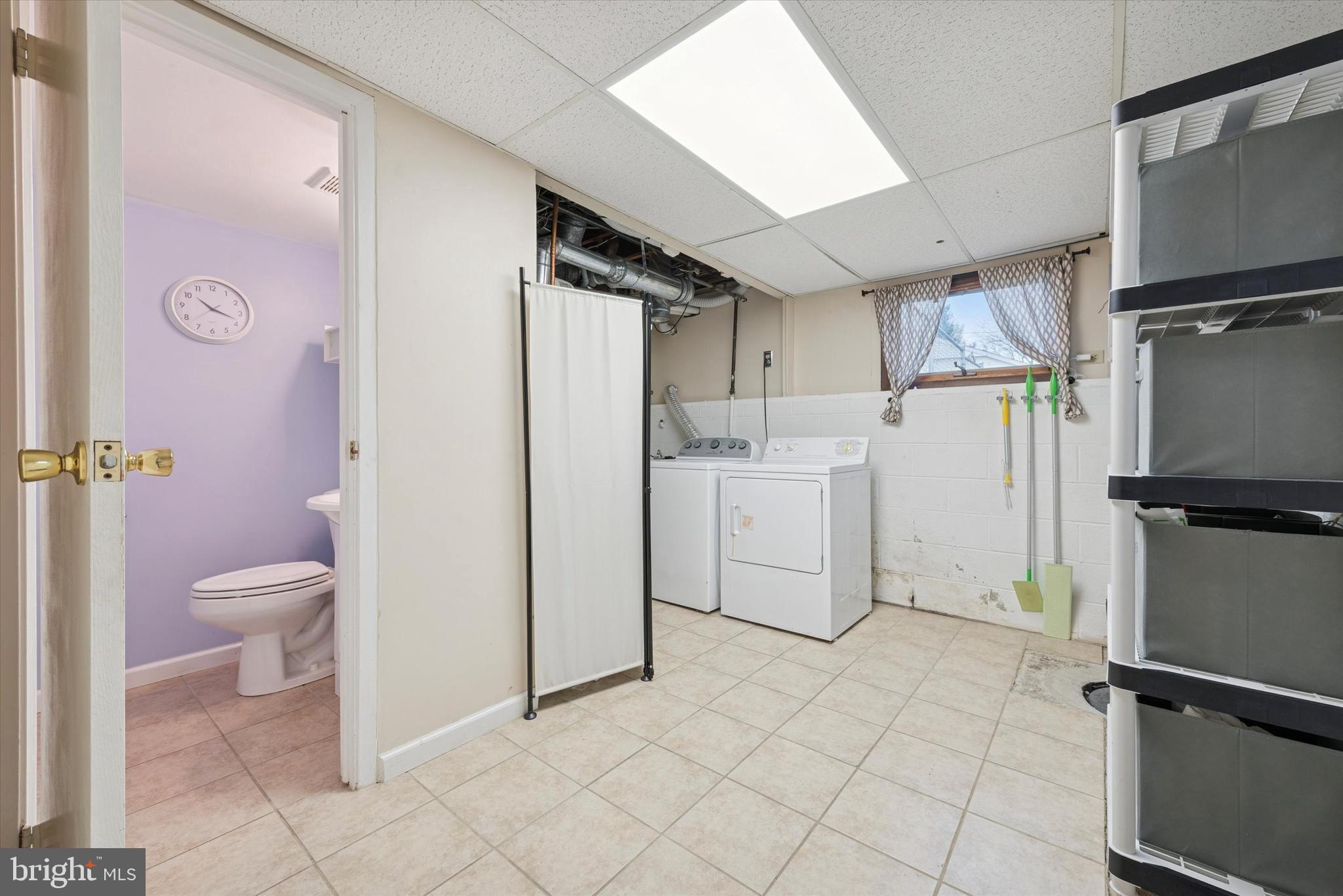 LAKEVIEW - Residential