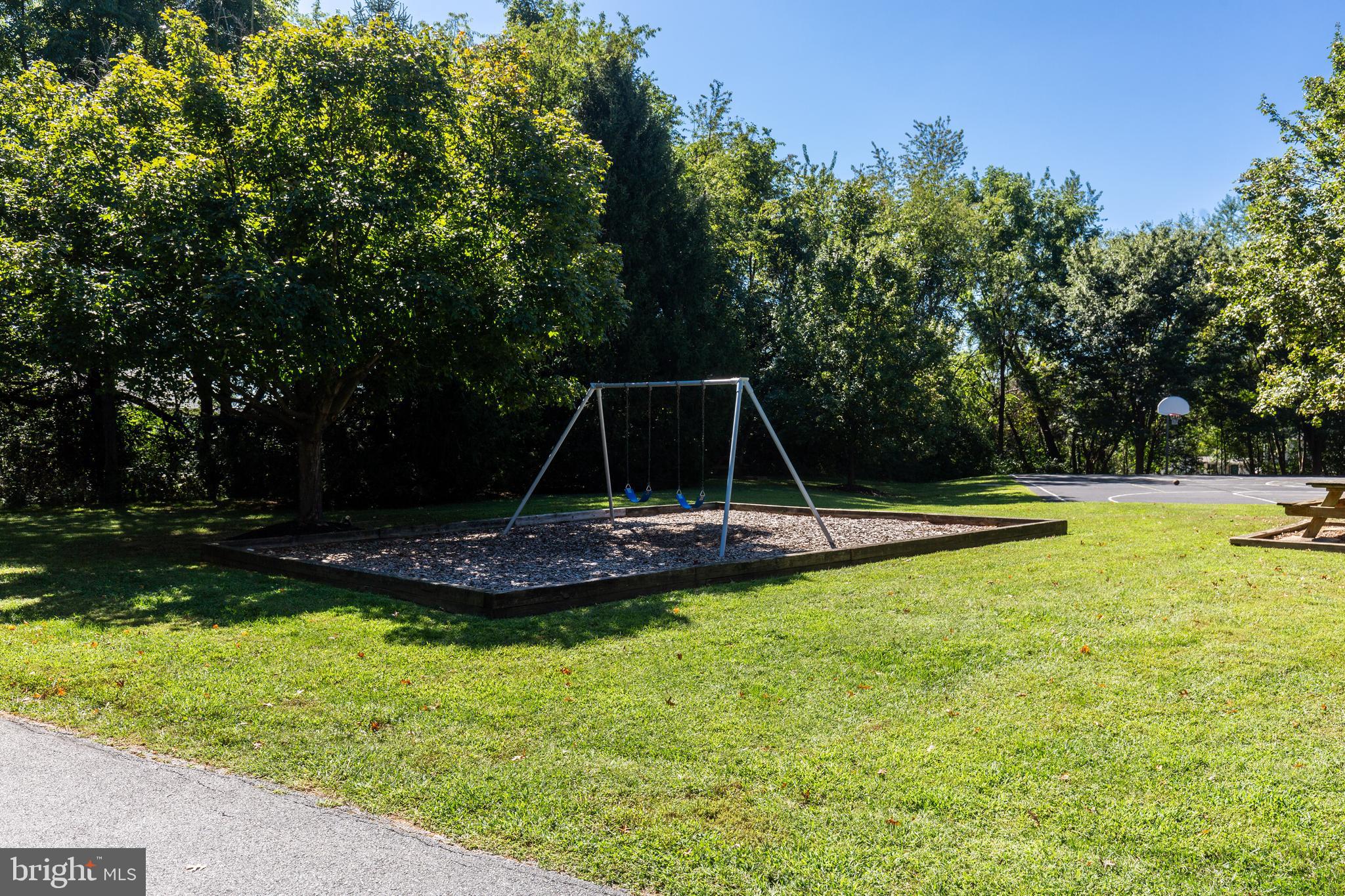 QUAIL MEADOW - Residential