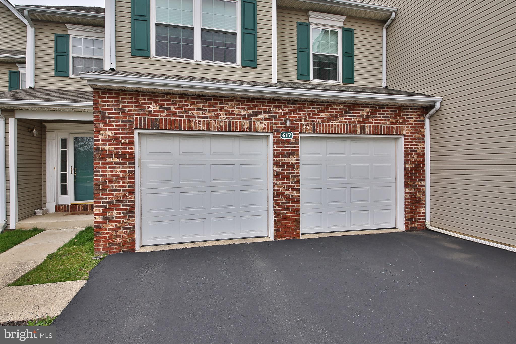 PLYMOUTH MEADOWS - Residential Lease