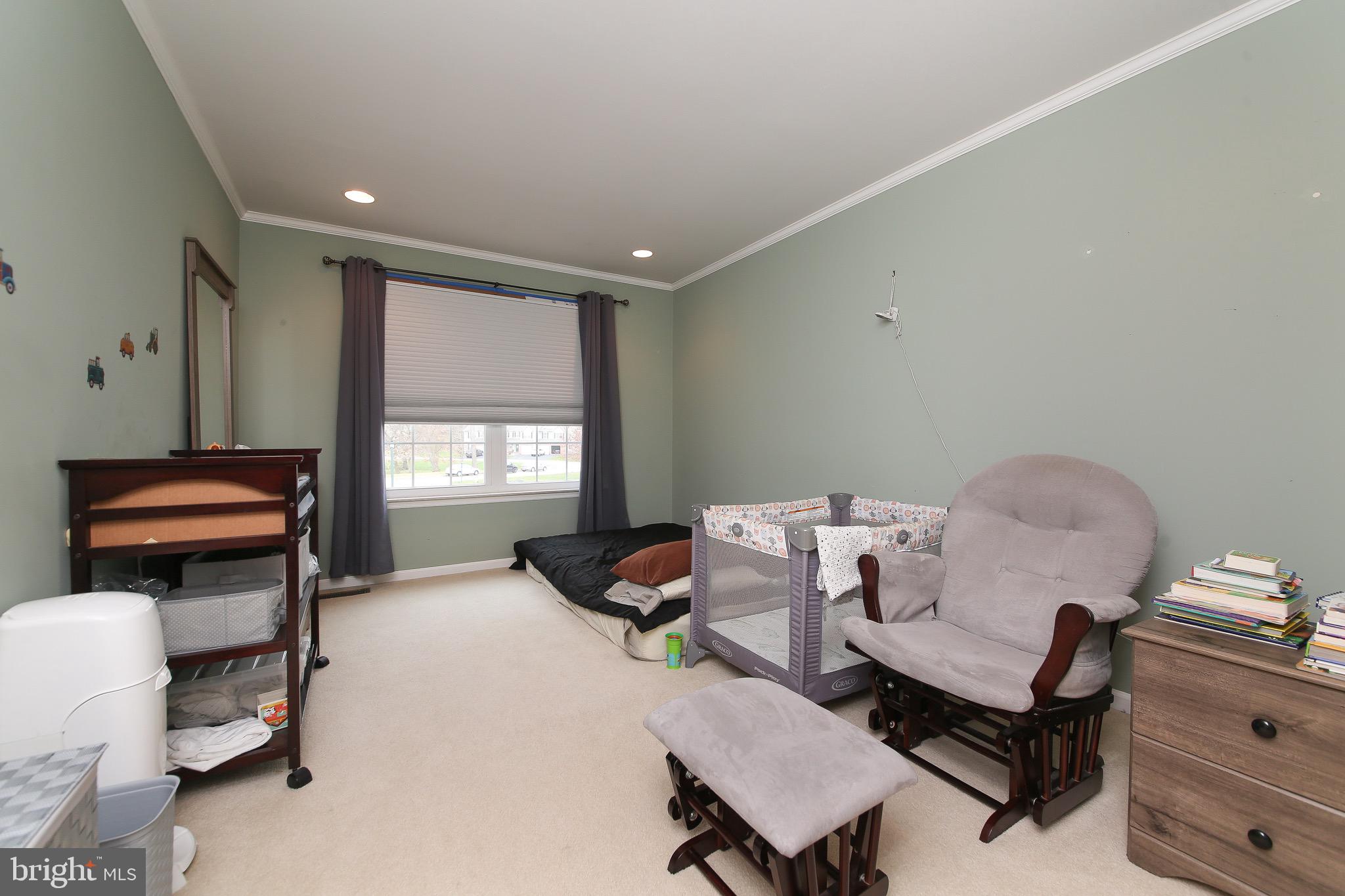 PLYMOUTH MEADOWS - Residential Lease