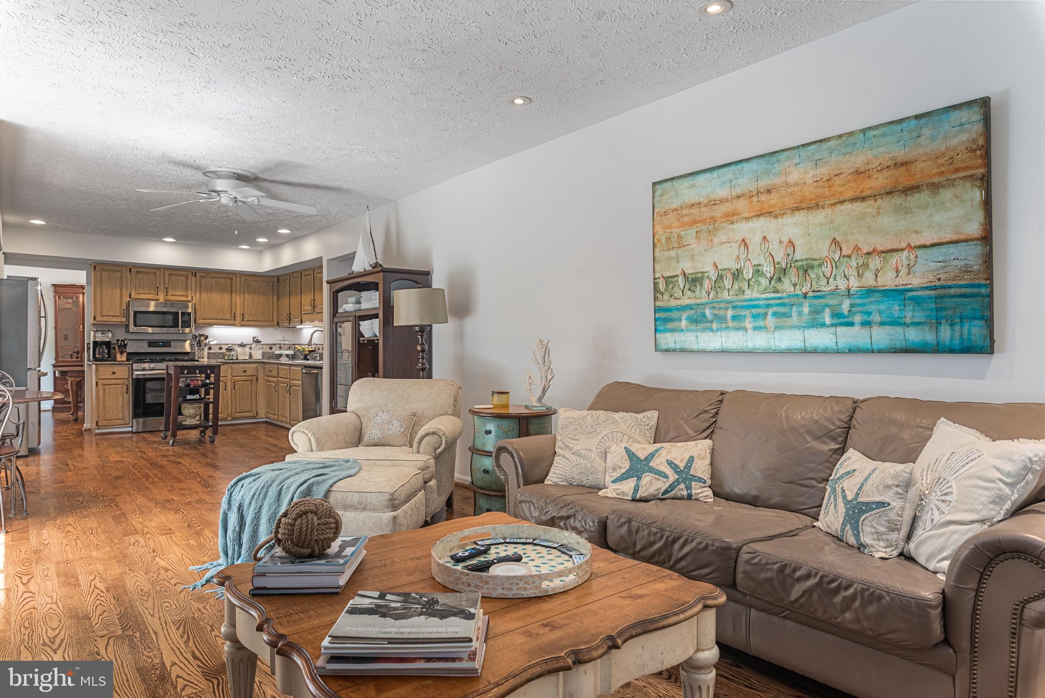3203 BLACKWALNUT DRIVE
