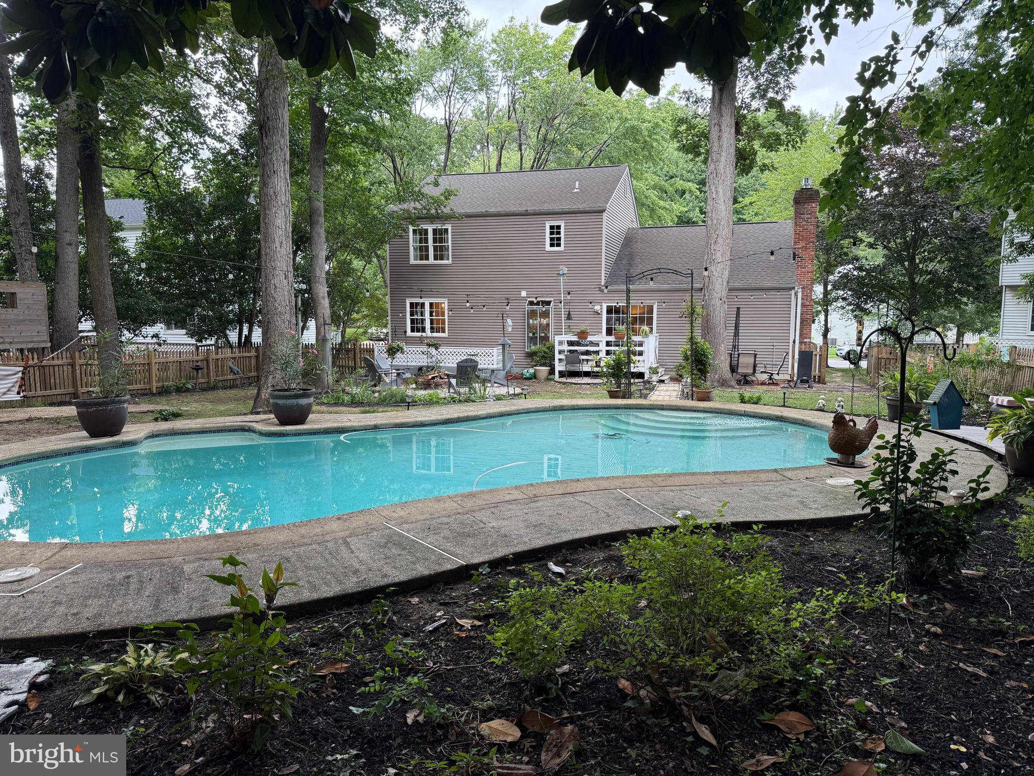 3203 BLACKWALNUT DRIVE