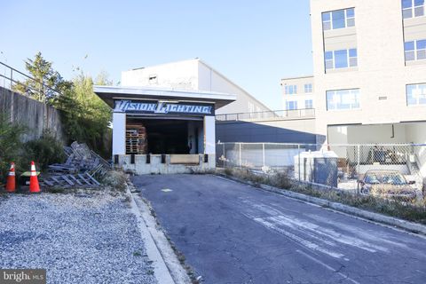 300 VINE STREET NW LOWER LEVEL WASHINGTON DC 20012