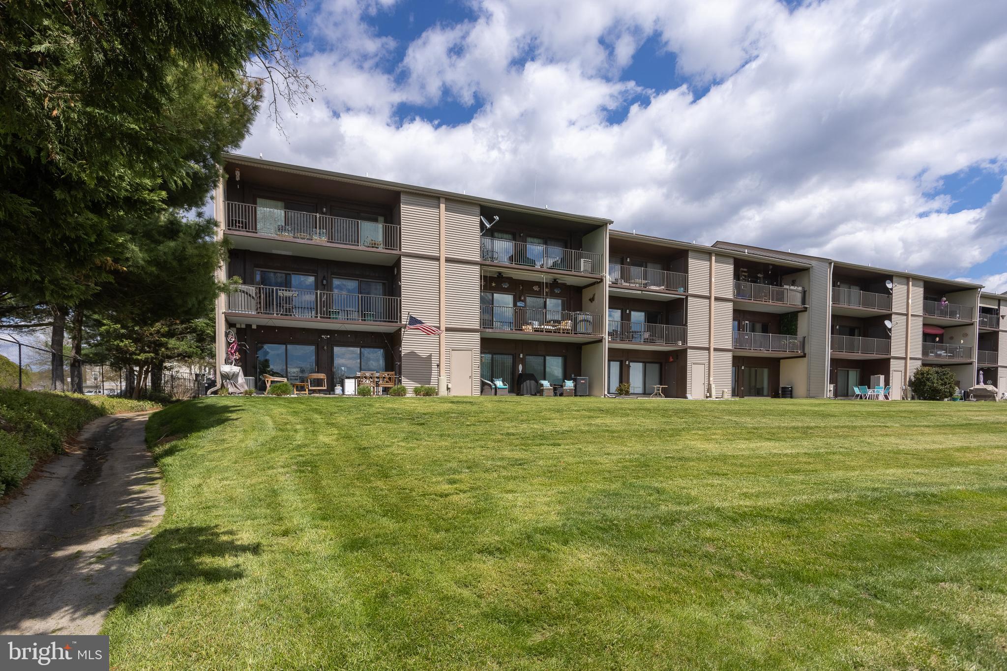 GUNPOWDER COVE - Residential