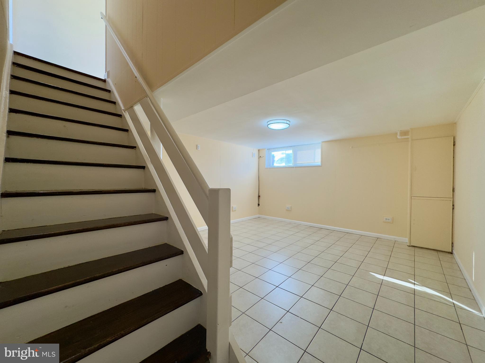 VIOLETVILLE - Residential Lease