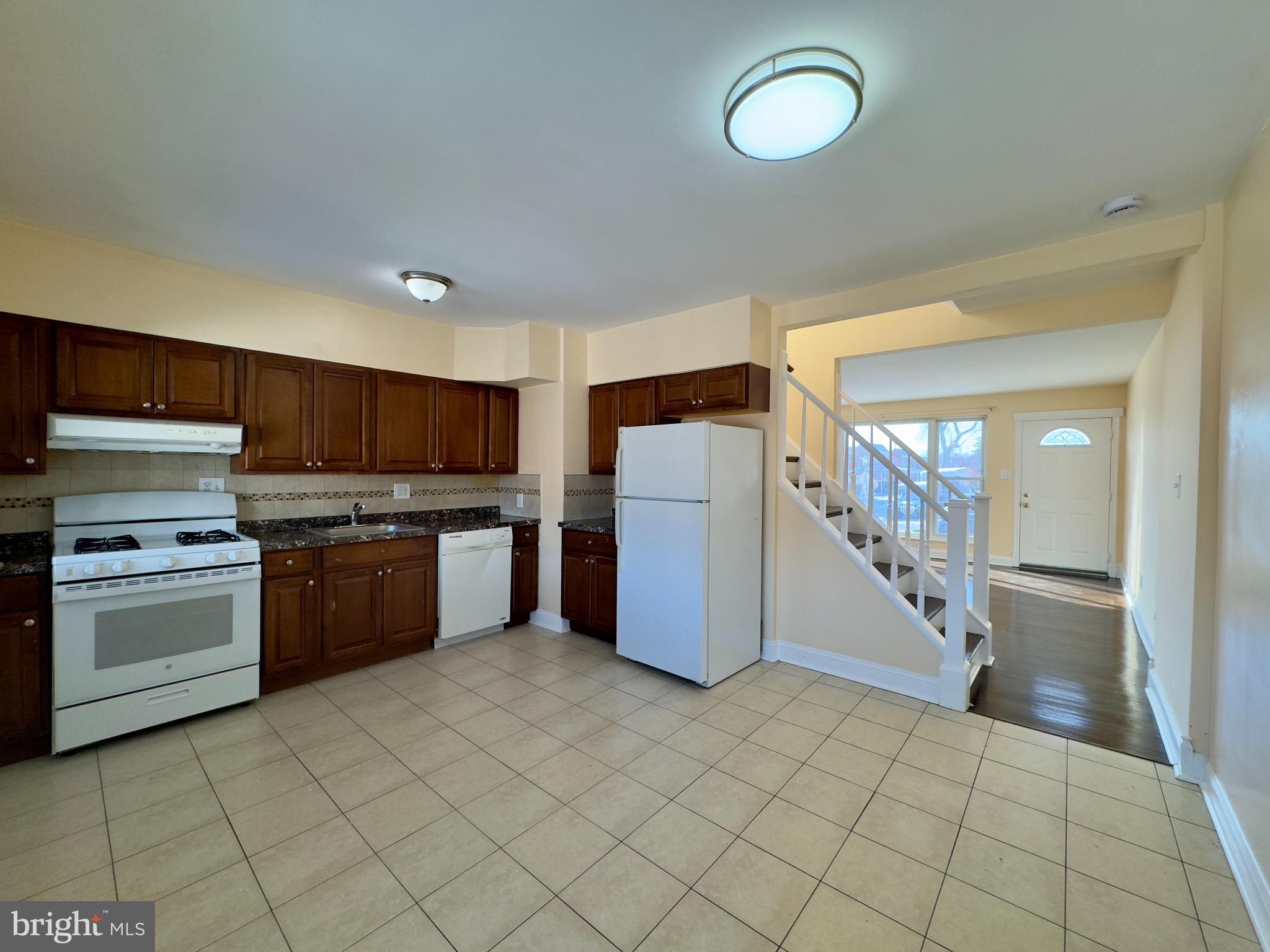 VIOLETVILLE - Residential Lease