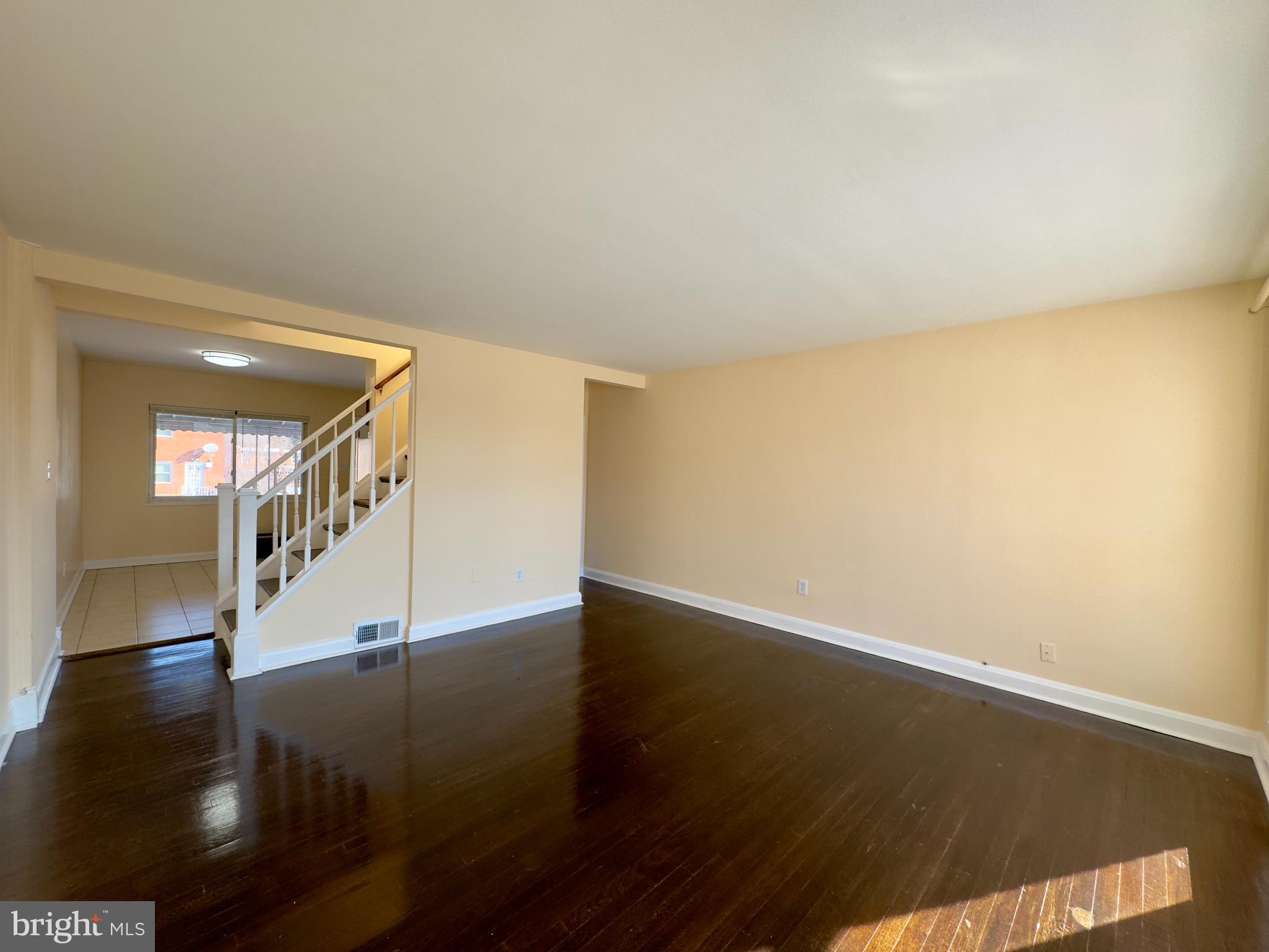 VIOLETVILLE - Residential Lease