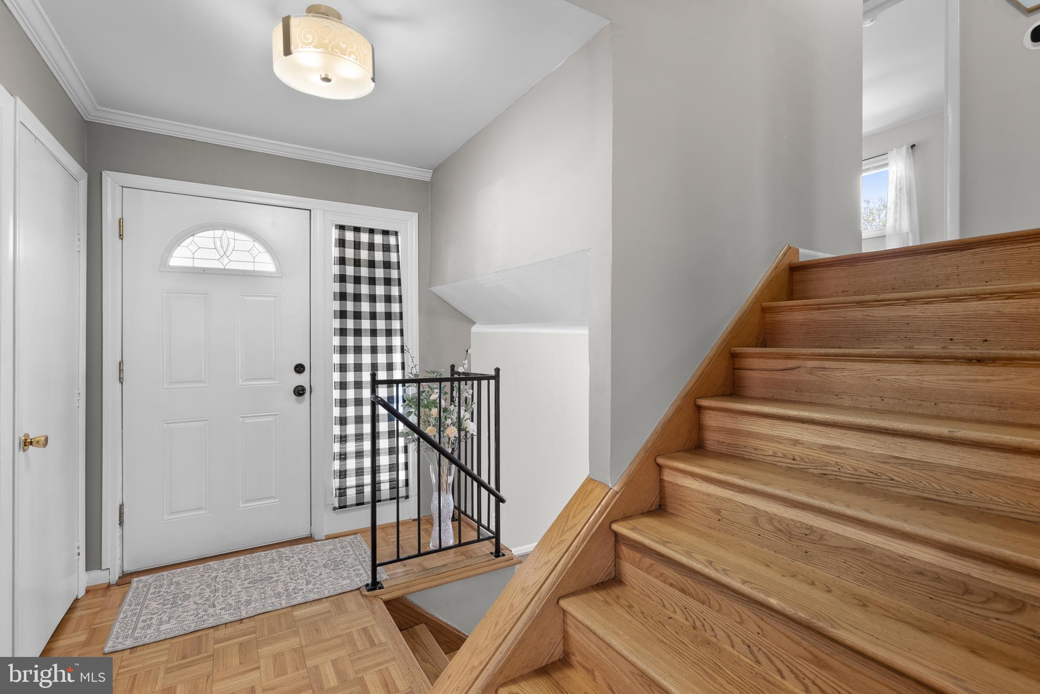 MANOR WOODS - Residential