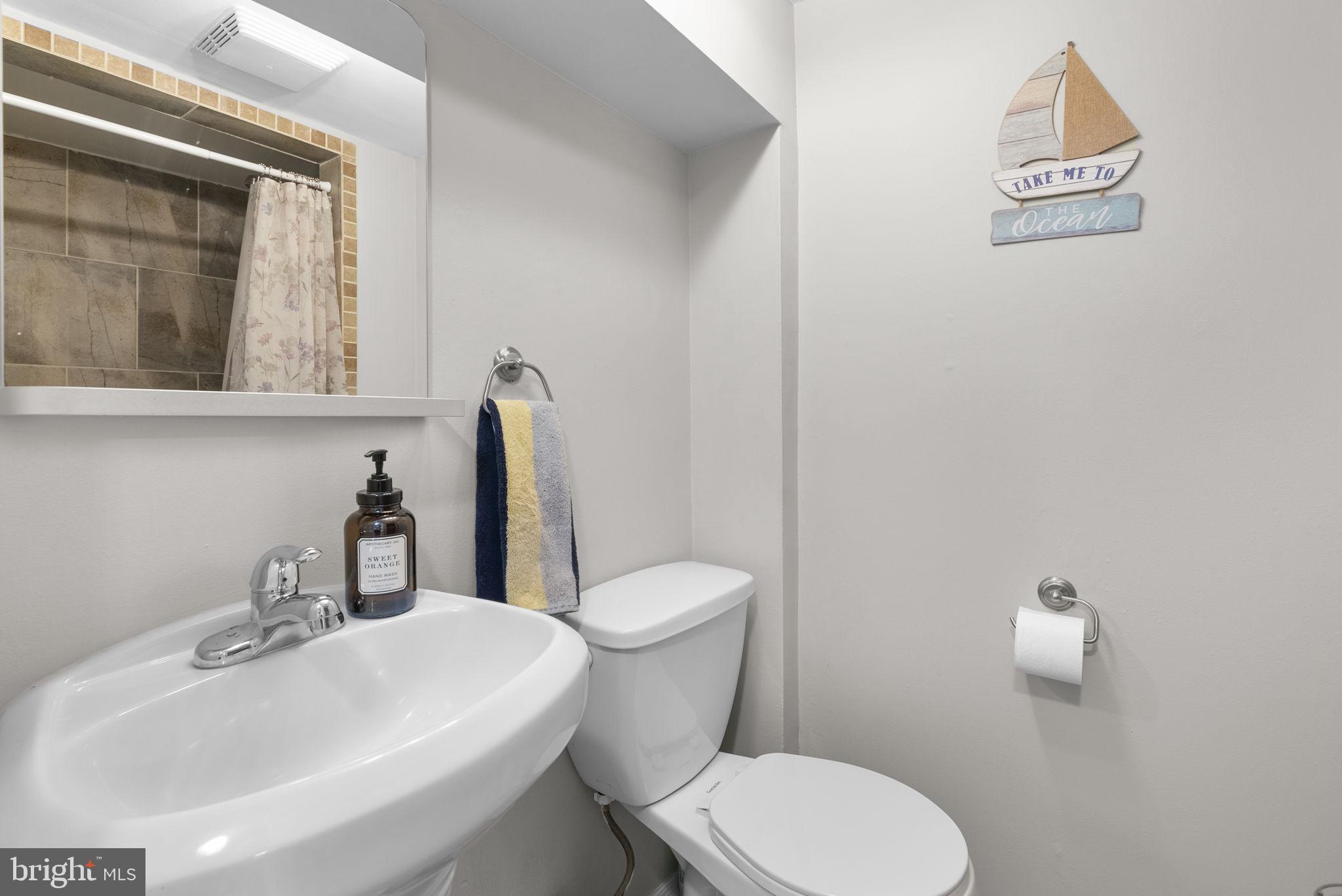 MANOR WOODS - Residential