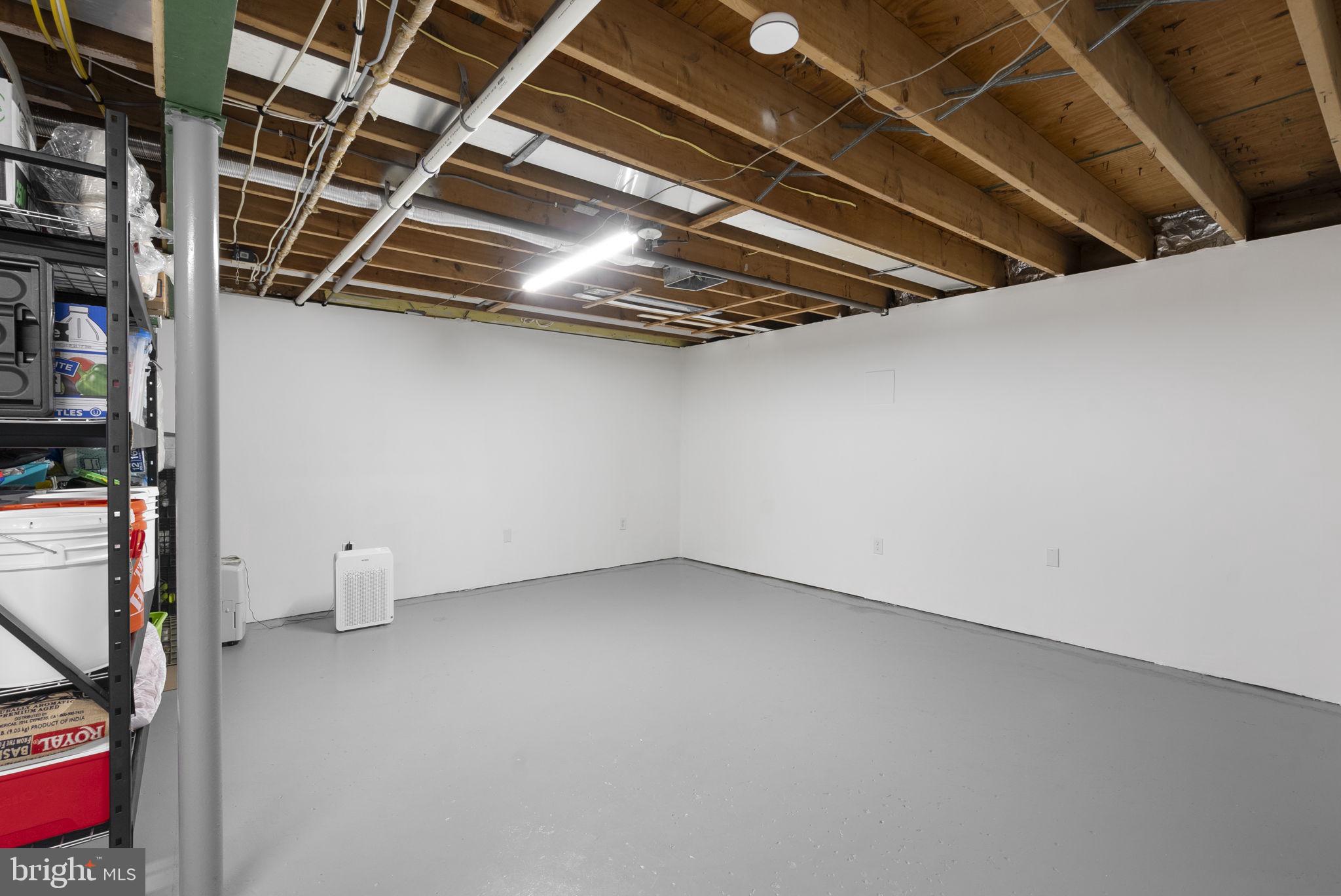 MANOR WOODS - Residential