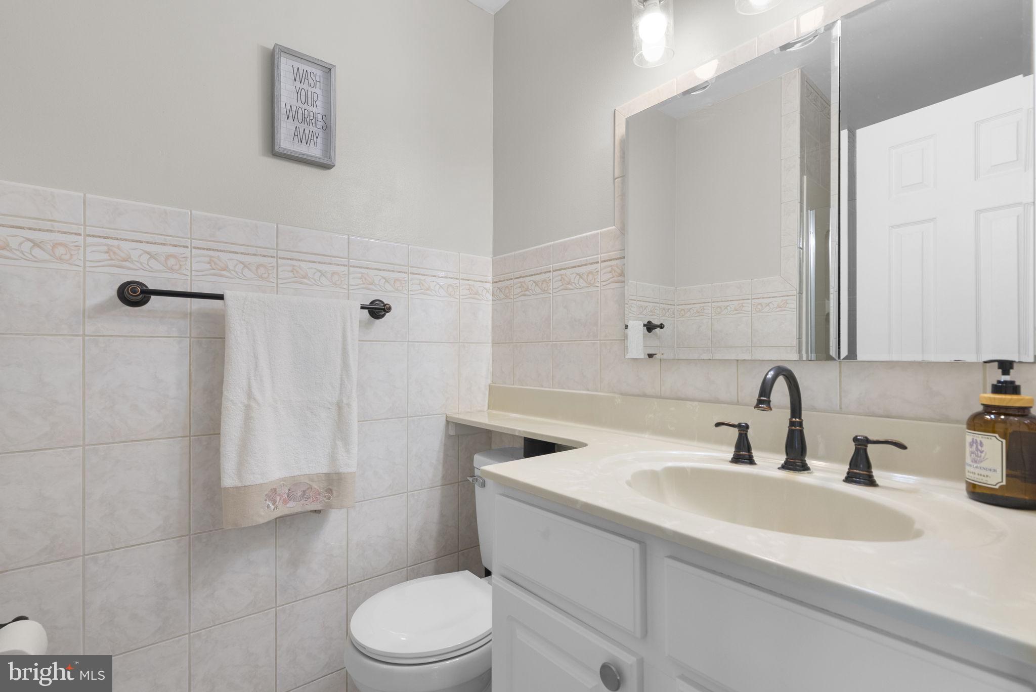 MANOR WOODS - Residential