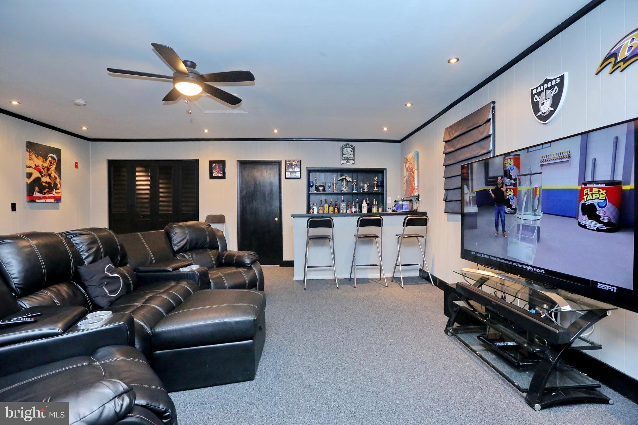 POINTER RIDGE - Residential