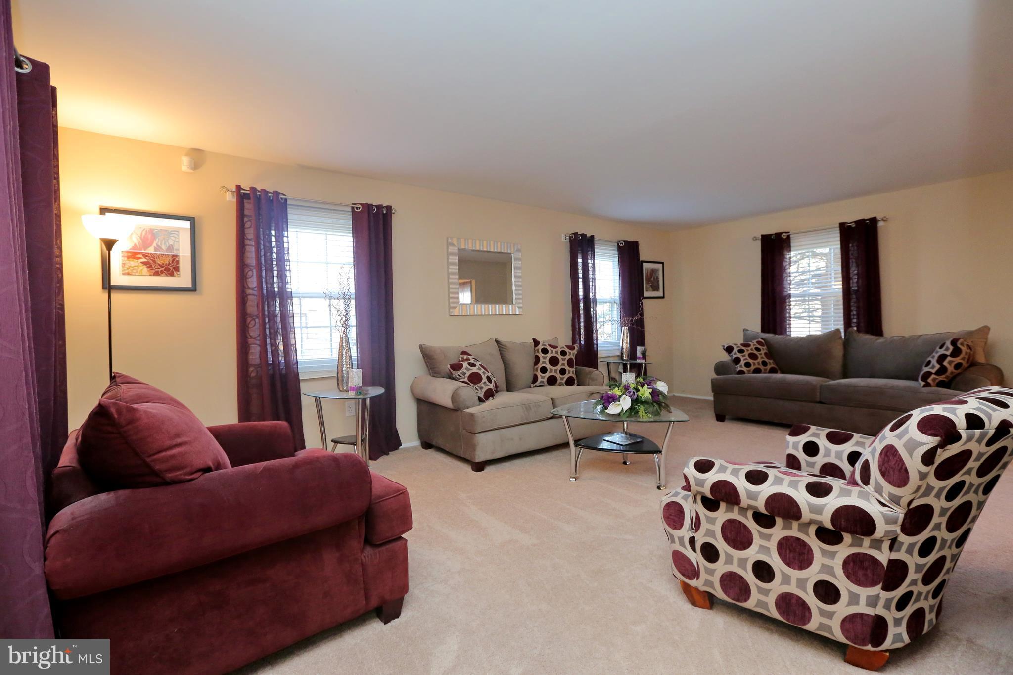 POINTER RIDGE - Residential