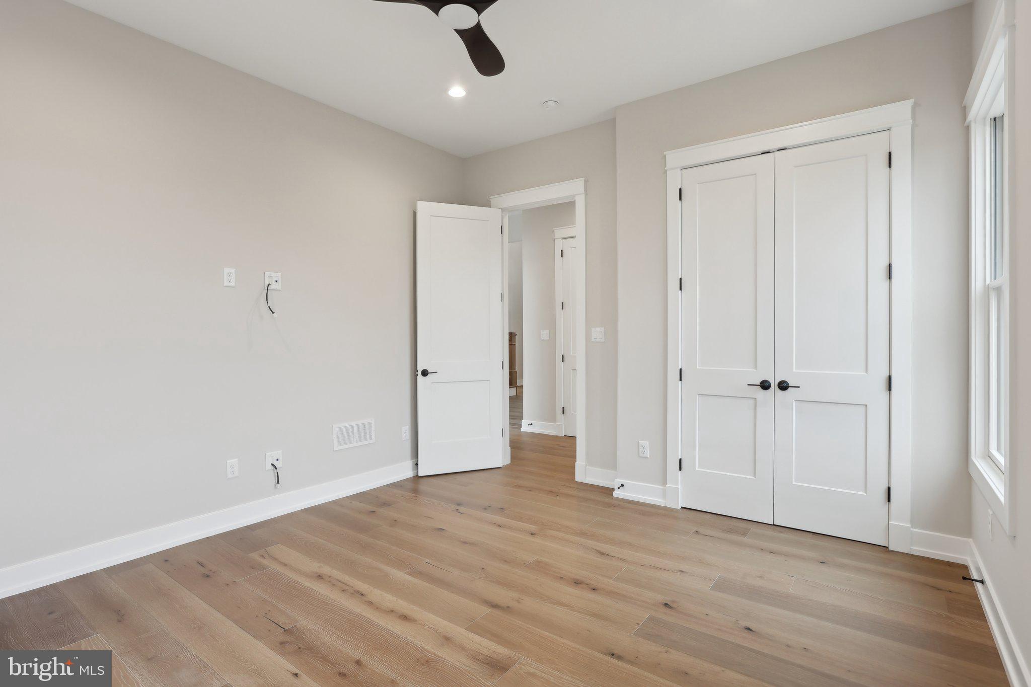 GARNET POINTE - Residential