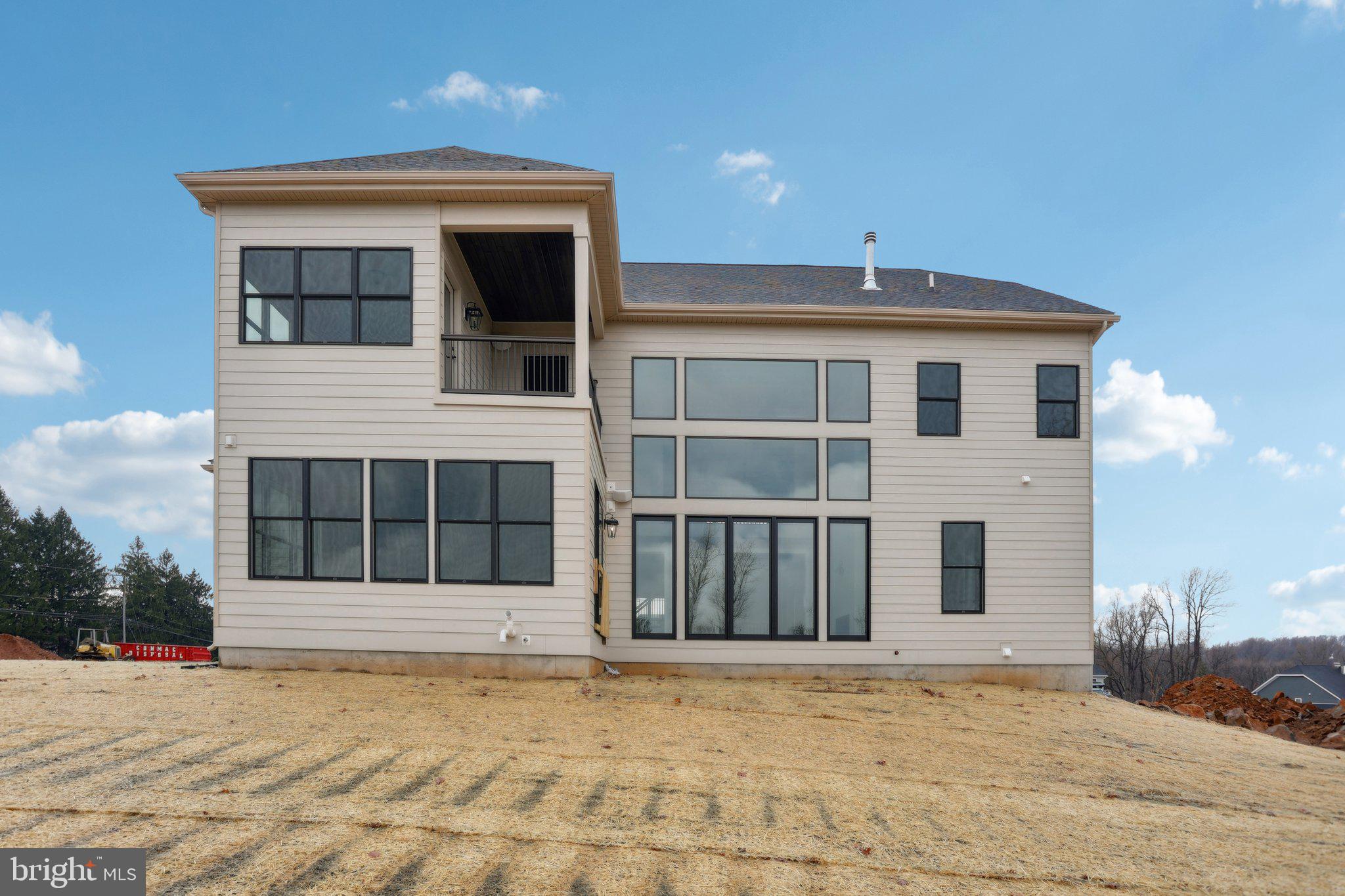 GARNET POINTE - Residential