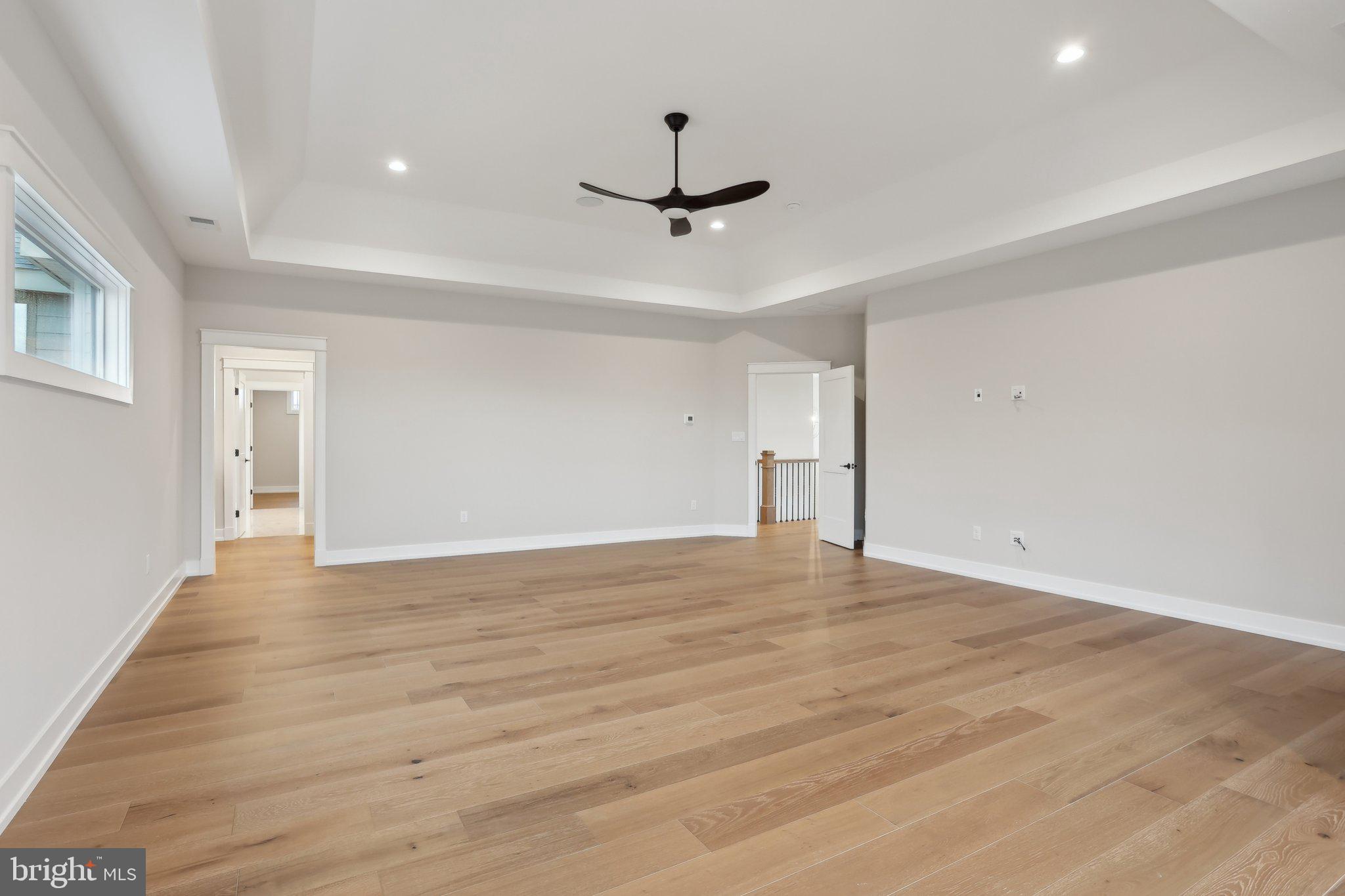 GARNET POINTE - Residential