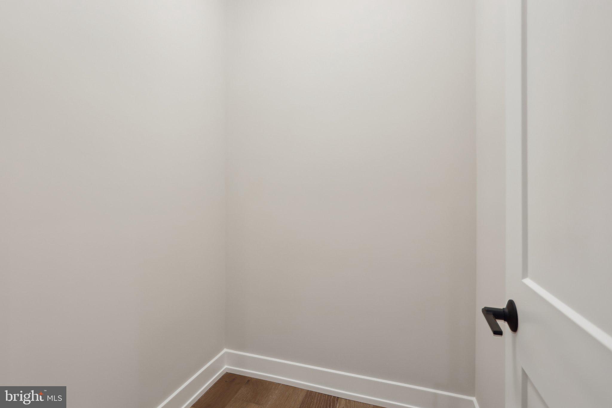 GARNET POINTE - Residential