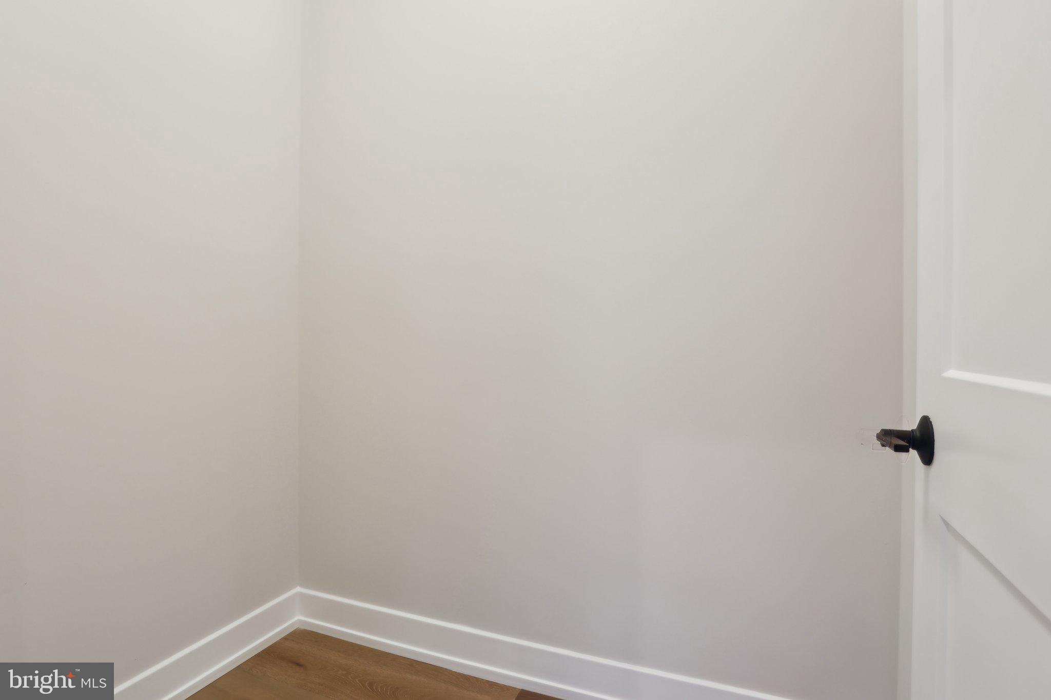 GARNET POINTE - Residential