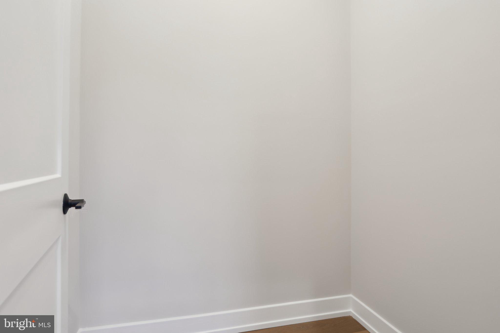 GARNET POINTE - Residential