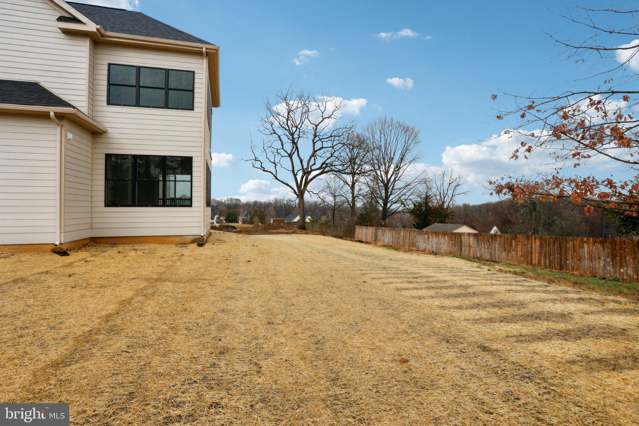 GARNET POINTE - Residential