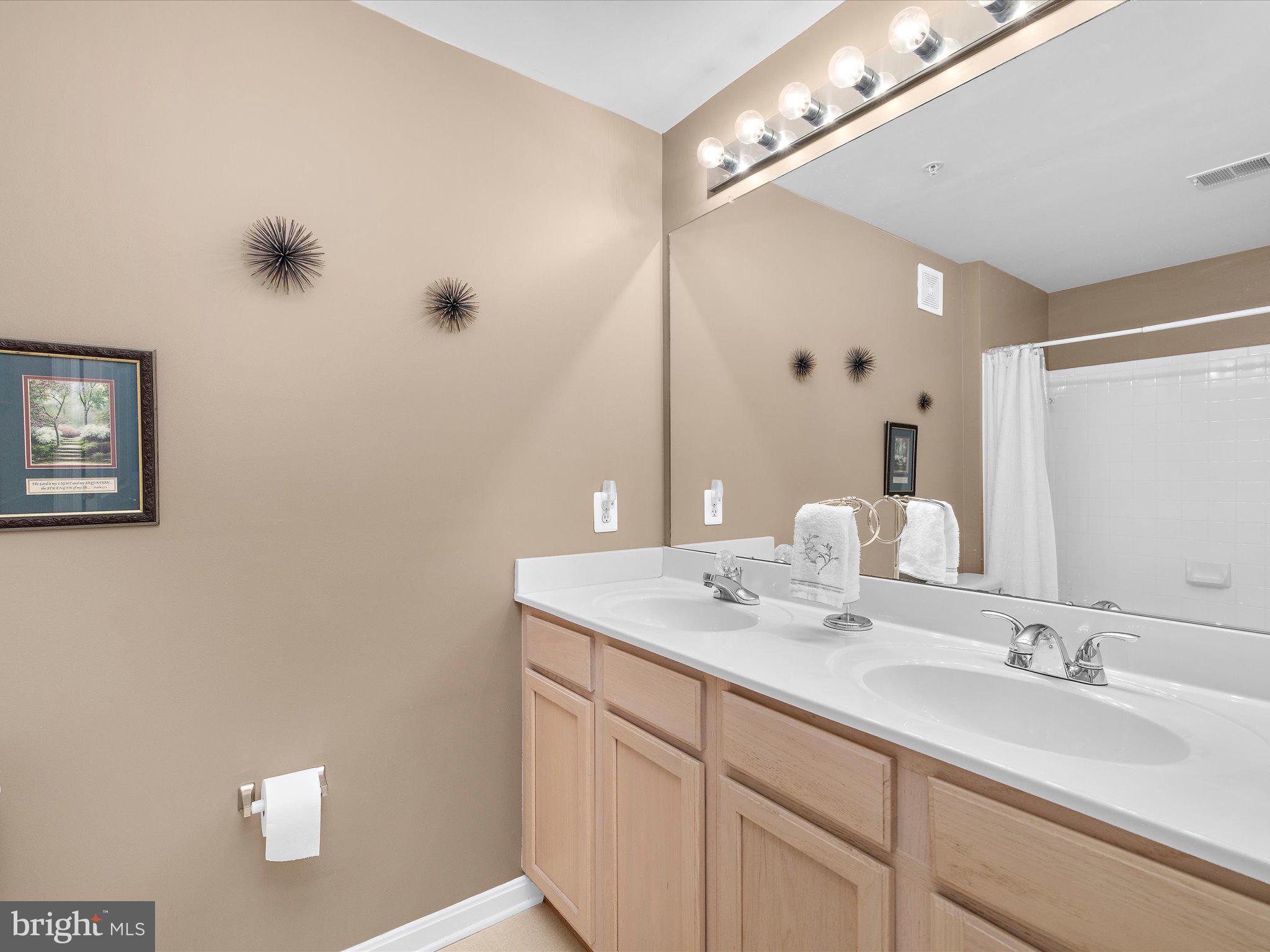 SCOTT'S CROSSING CONDO - Residential