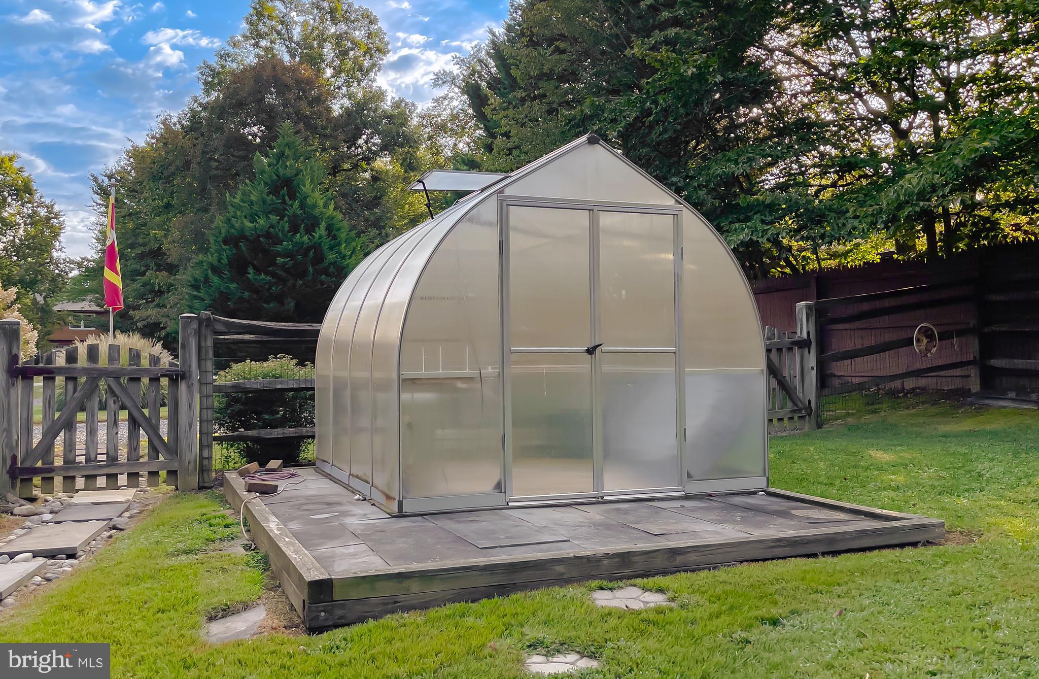 ELLENWOOD - Residential