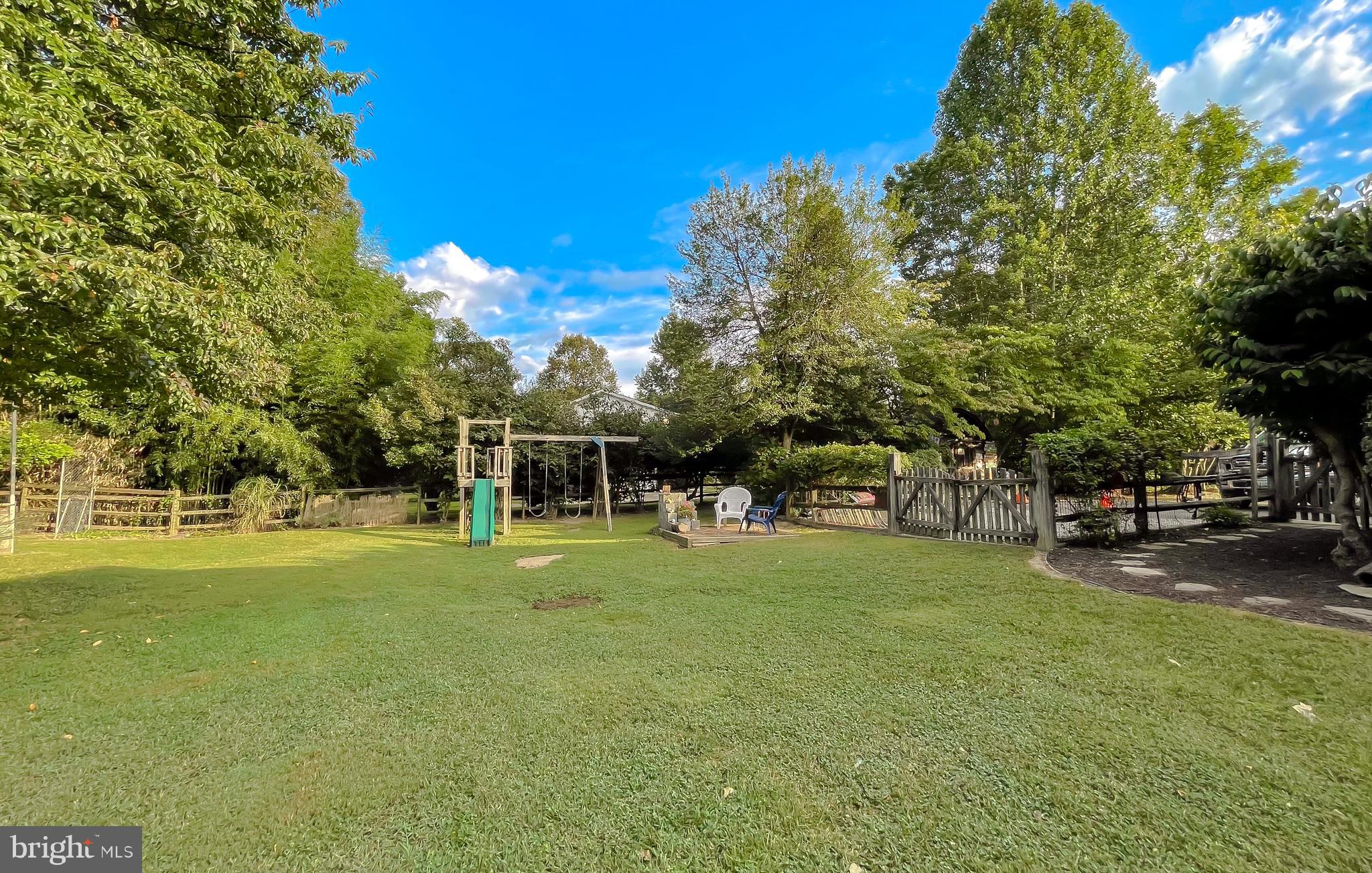 ELLENWOOD - Residential